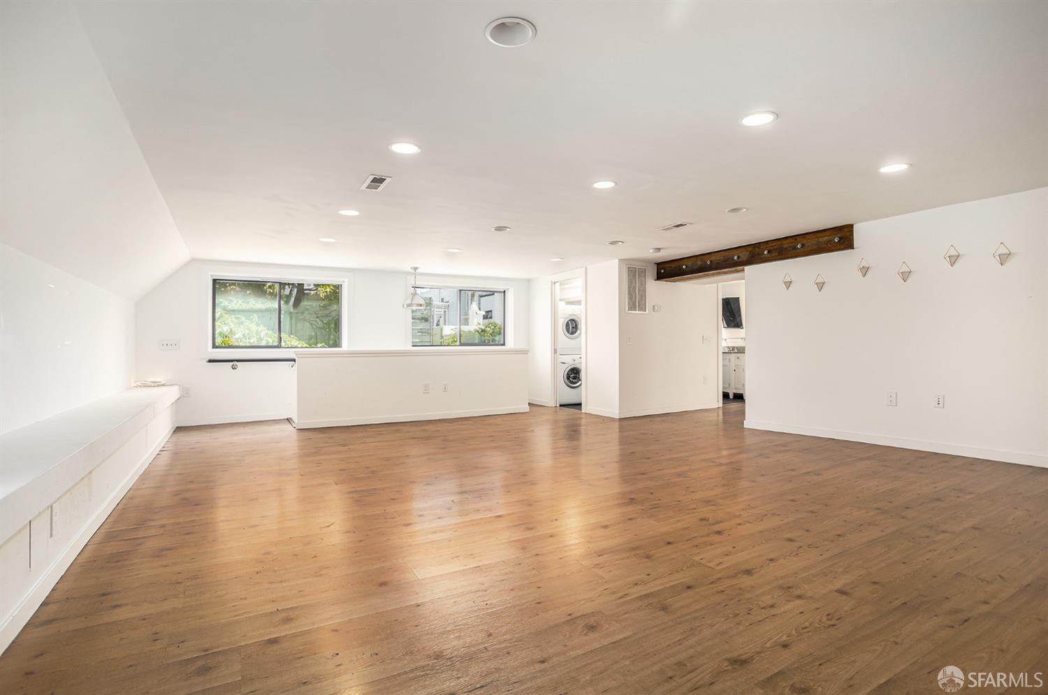 Detail Gallery Image 19 of 38 For 2673 Mission St, San Francisco,  CA 94110 - – Beds | – Baths