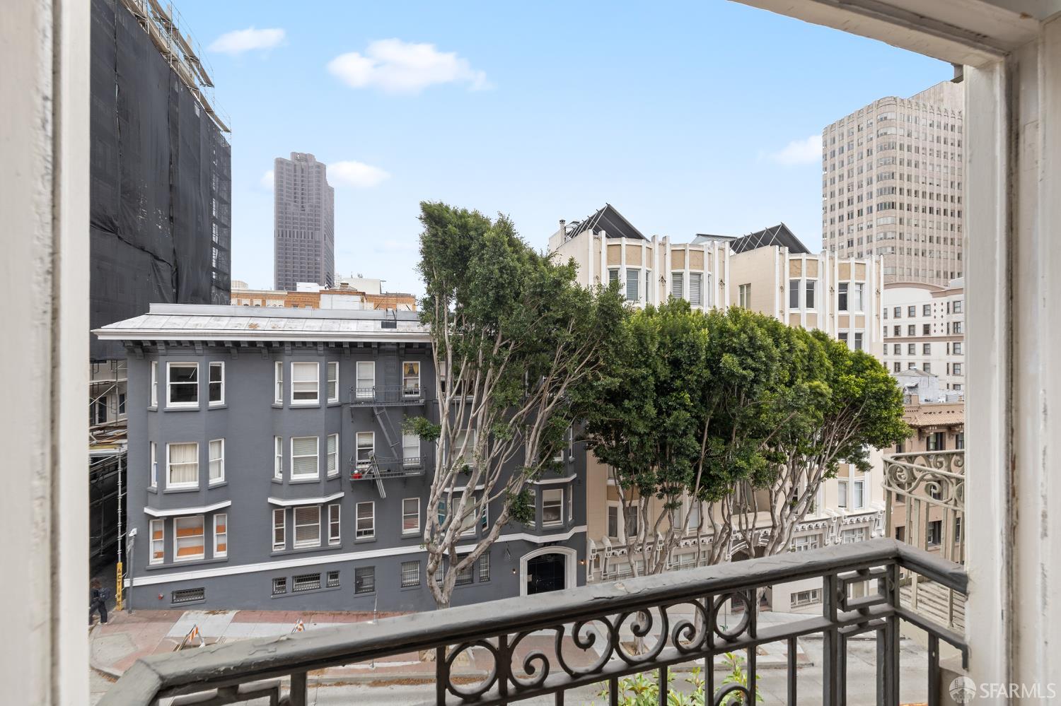 Detail Gallery Image 17 of 26 For 637 Powell St #401,  San Francisco,  CA 94108 - 2 Beds | 1 Baths
