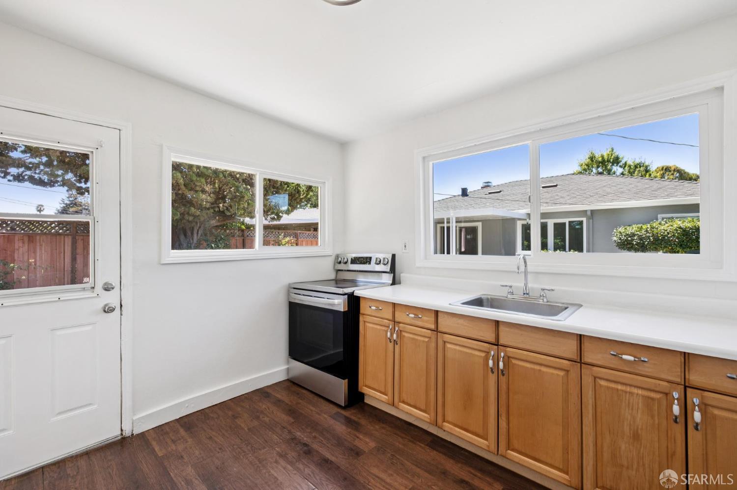 Detail Gallery Image 52 of 63 For 941 Norton St, San Mateo,  CA 94401 - 3 Beds | 1/1 Baths
