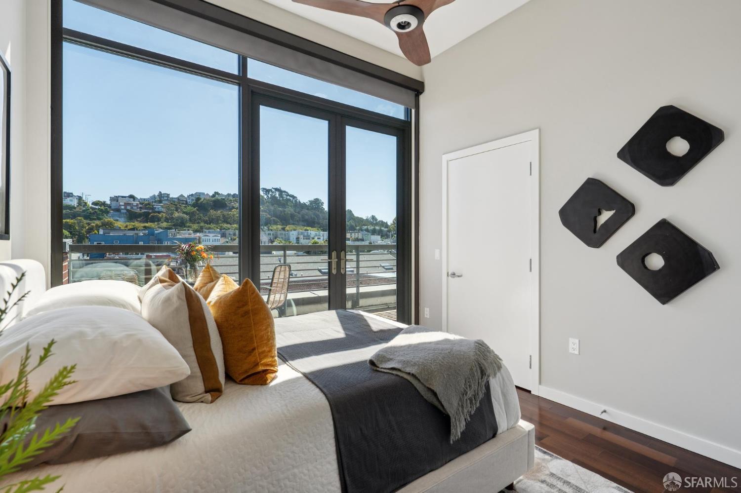 Detail Gallery Image 37 of 56 For 2101 Bryant St #306,  San Francisco,  CA 94110 - 3 Beds | 3 Baths