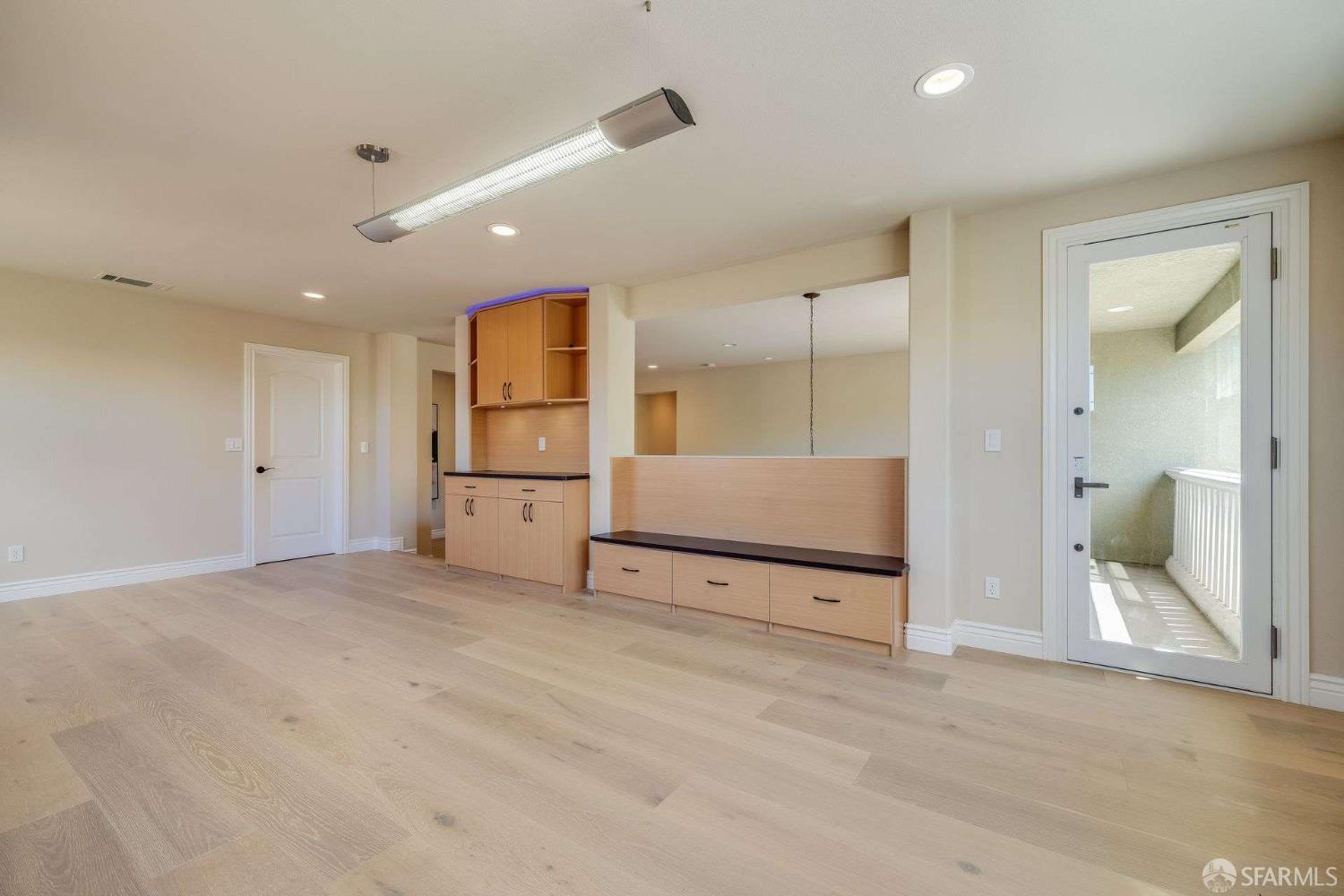 Detail Gallery Image 21 of 52 For 5619 Wells Ln, San Ramon,  CA 94582 - 5 Beds | 3/1 Baths