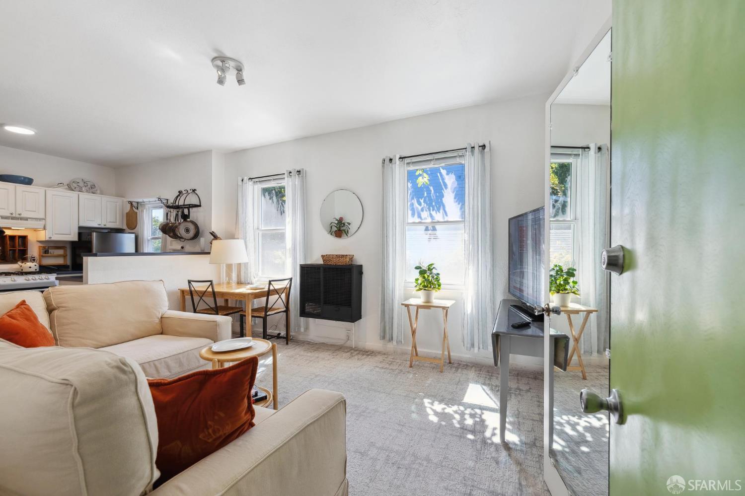 Detail Gallery Image 23 of 30 For 1742 Blake St #2,  Berkeley,  CA 94703 - 1 Beds | 1 Baths