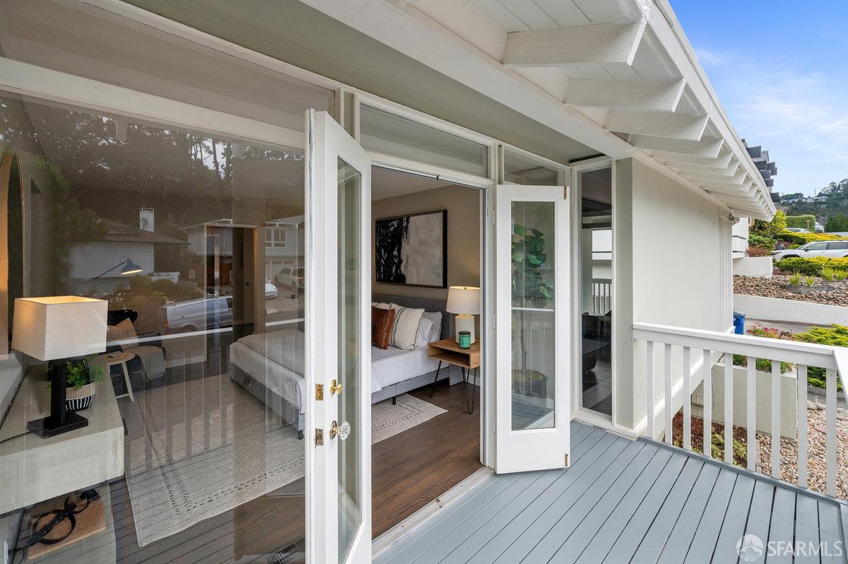 Detail Gallery Image 16 of 40 For 800 Larkspur Dr, Millbrae,  CA 94030 - 3 Beds | 3 Baths