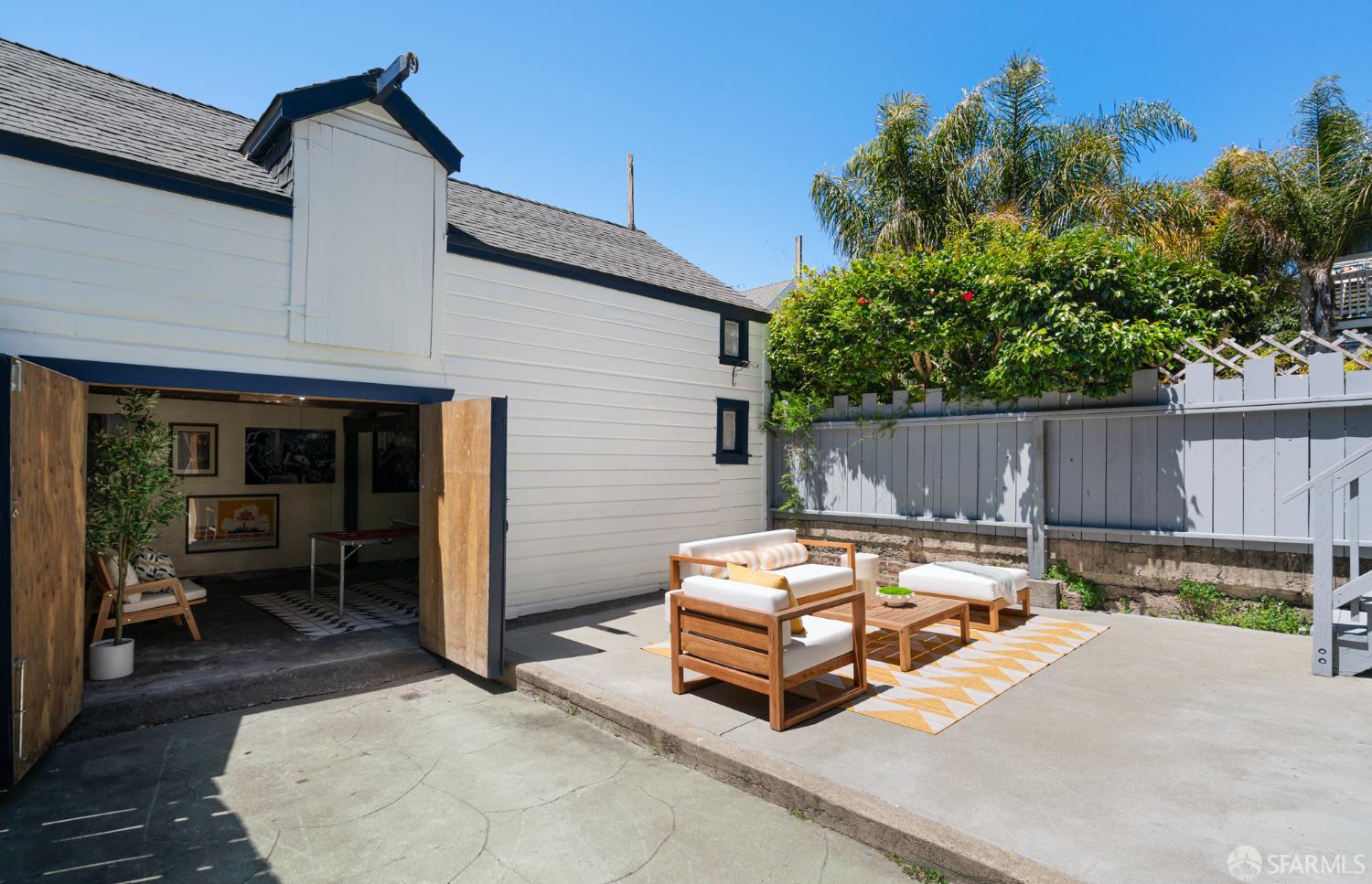 Detail Gallery Image 22 of 33 For 1384 Utah St, San Francisco,  CA 94110 - 2 Beds | 1 Baths
