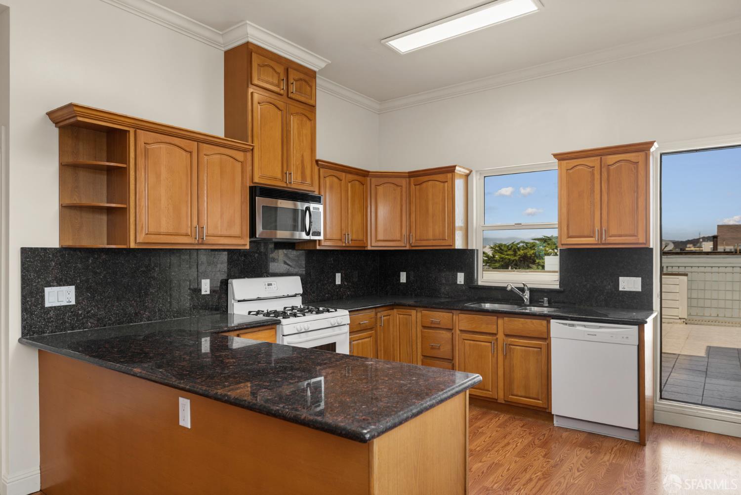 Detail Gallery Image 35 of 64 For 4108 Moraga St, San Francisco,  CA 94122 - – Beds | – Baths