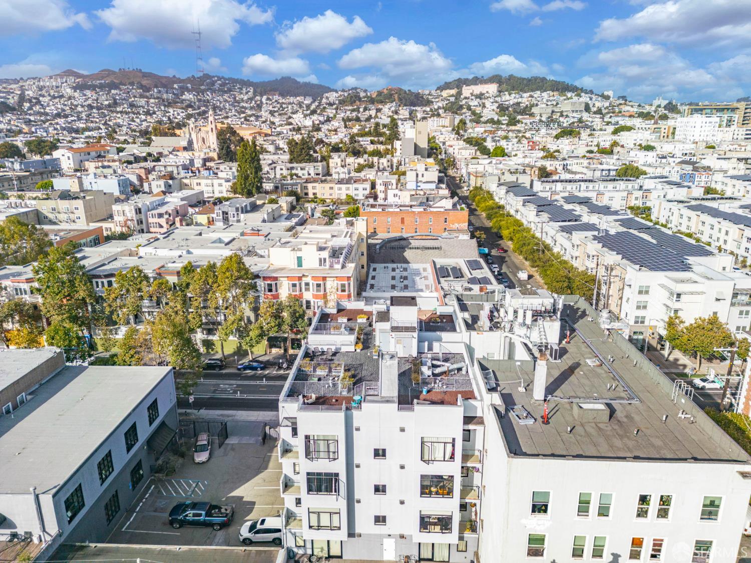 Detail Gallery Image 40 of 41 For 413 Valencia St #303,  San Francisco,  CA 94103 - 2 Beds | 2 Baths