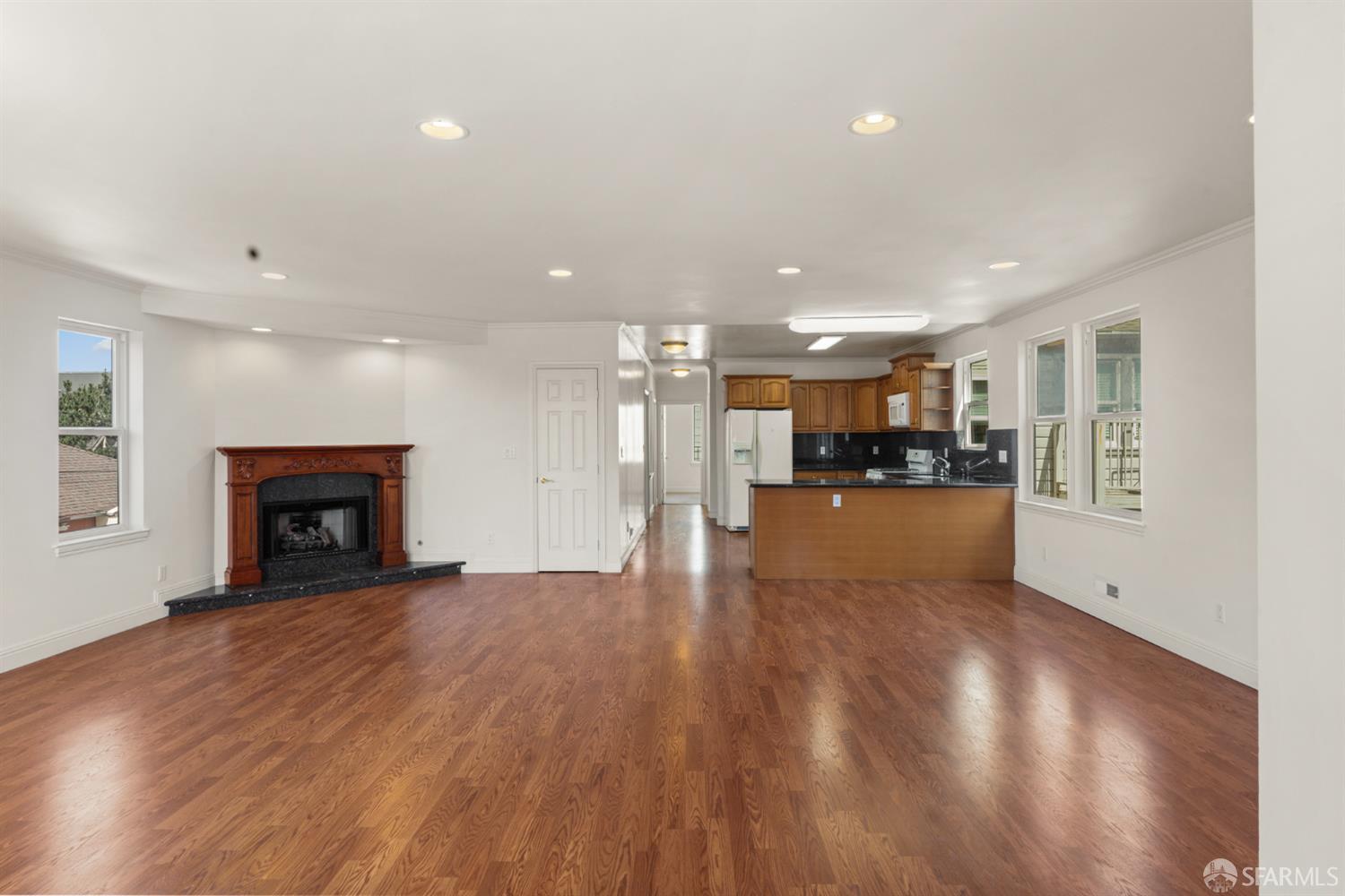 Detail Gallery Image 6 of 64 For 4108 Moraga St, San Francisco,  CA 94122 - – Beds | – Baths