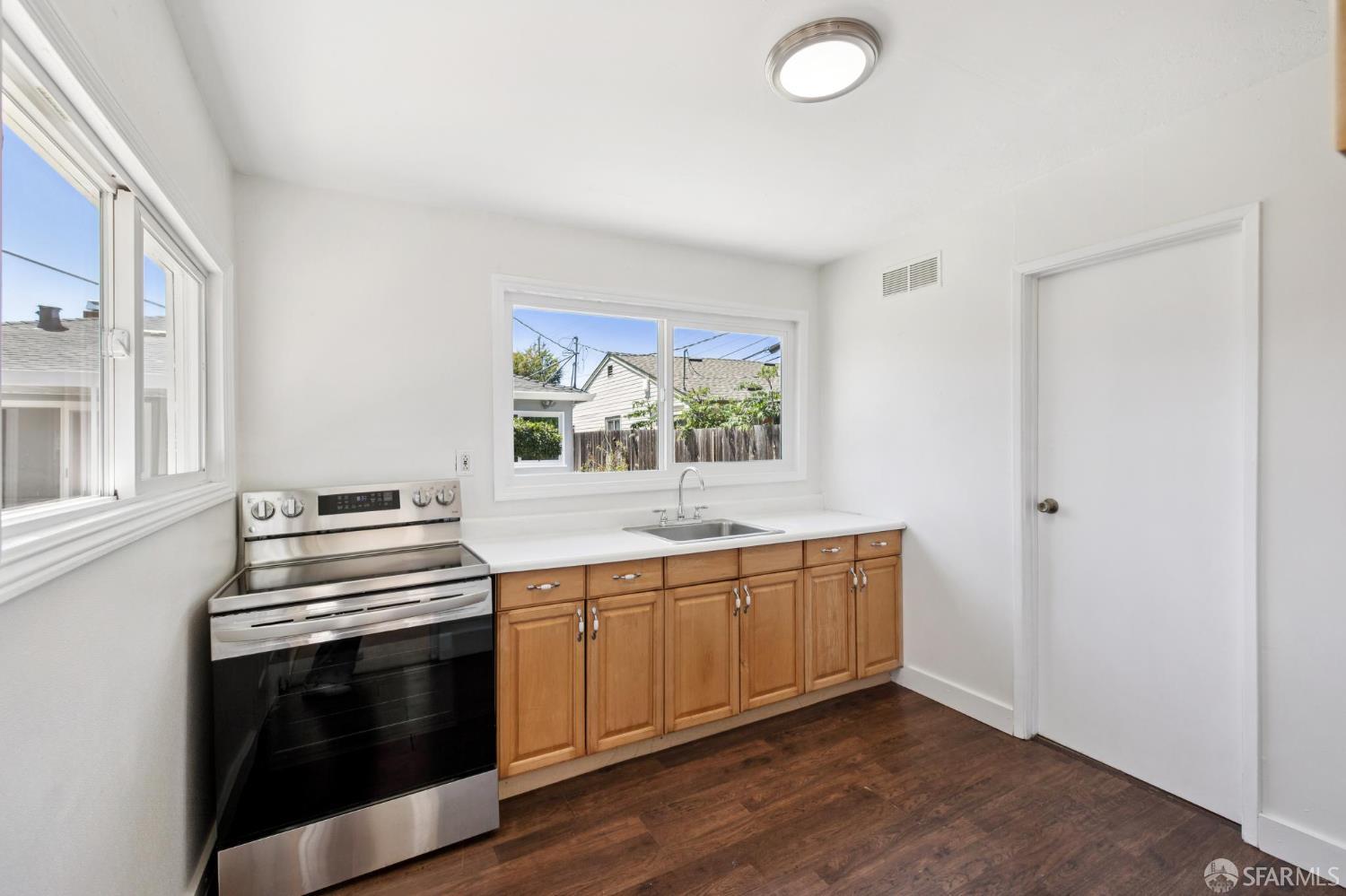 Detail Gallery Image 51 of 63 For 941 Norton St, San Mateo,  CA 94401 - 3 Beds | 1/1 Baths