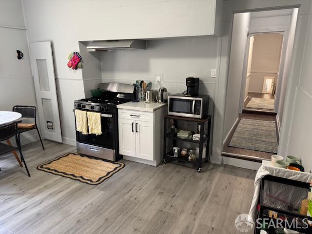 Detail Gallery Image 23 of 39 For 1671 Greenwich St, San Francisco,  CA 94123 - – Beds | – Baths