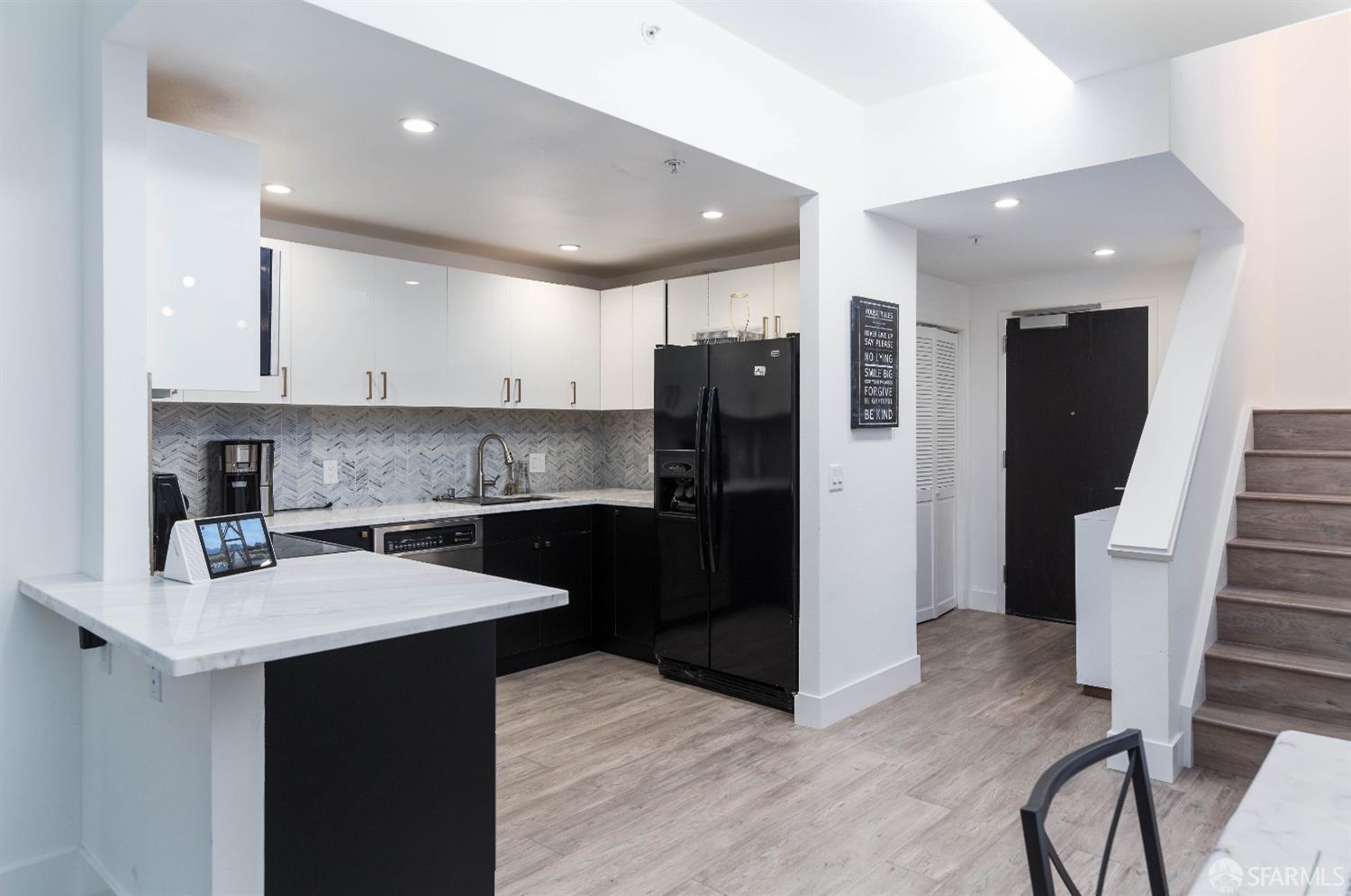 Detail Gallery Image 6 of 44 For 88 King St #108,  San Francisco,  CA 94107 - 2 Beds | 2 Baths
