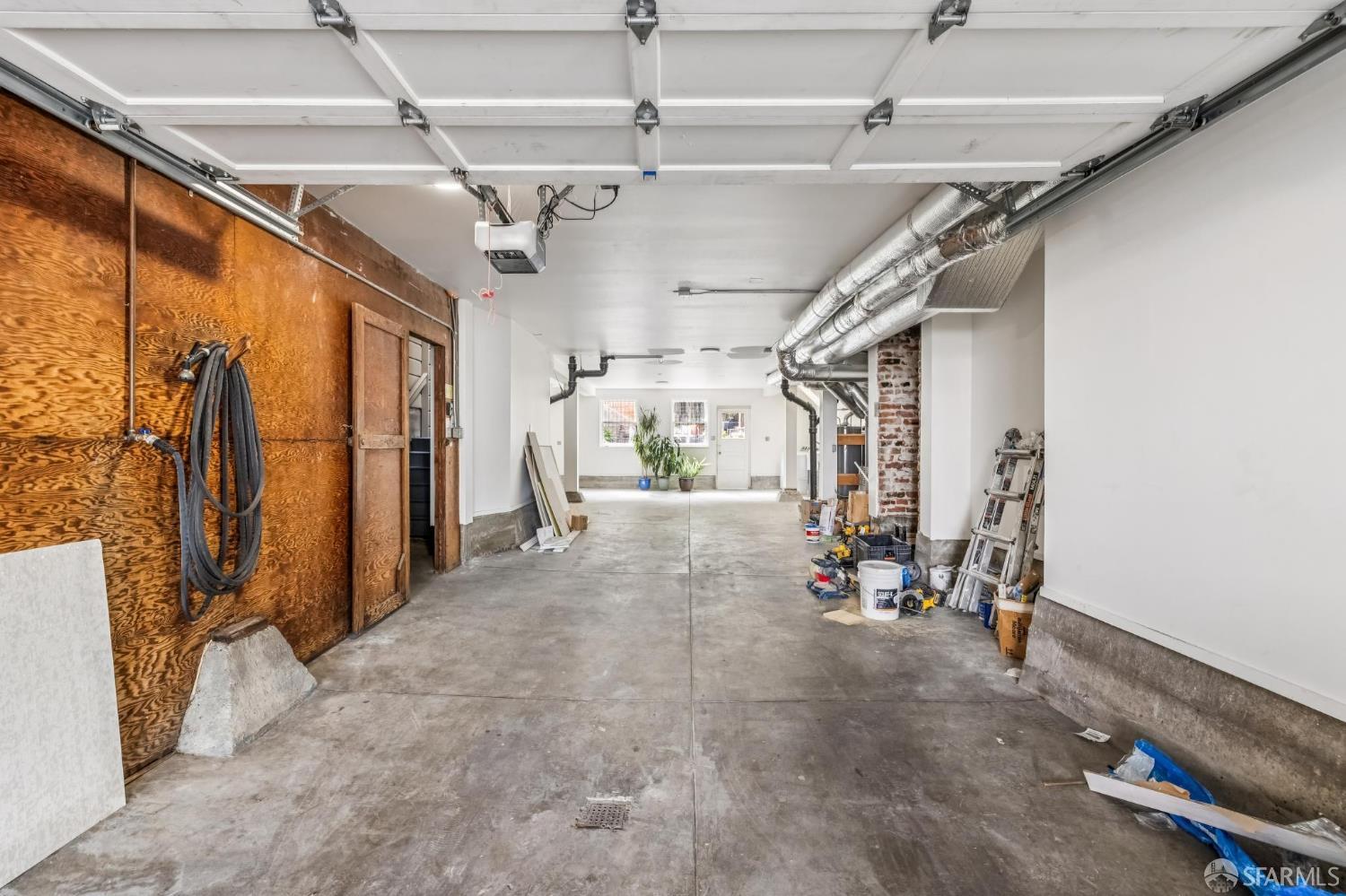 Detail Gallery Image 33 of 34 For 1116 Dolores St, San Francisco,  CA 94110 - 2 Beds | 1/1 Baths