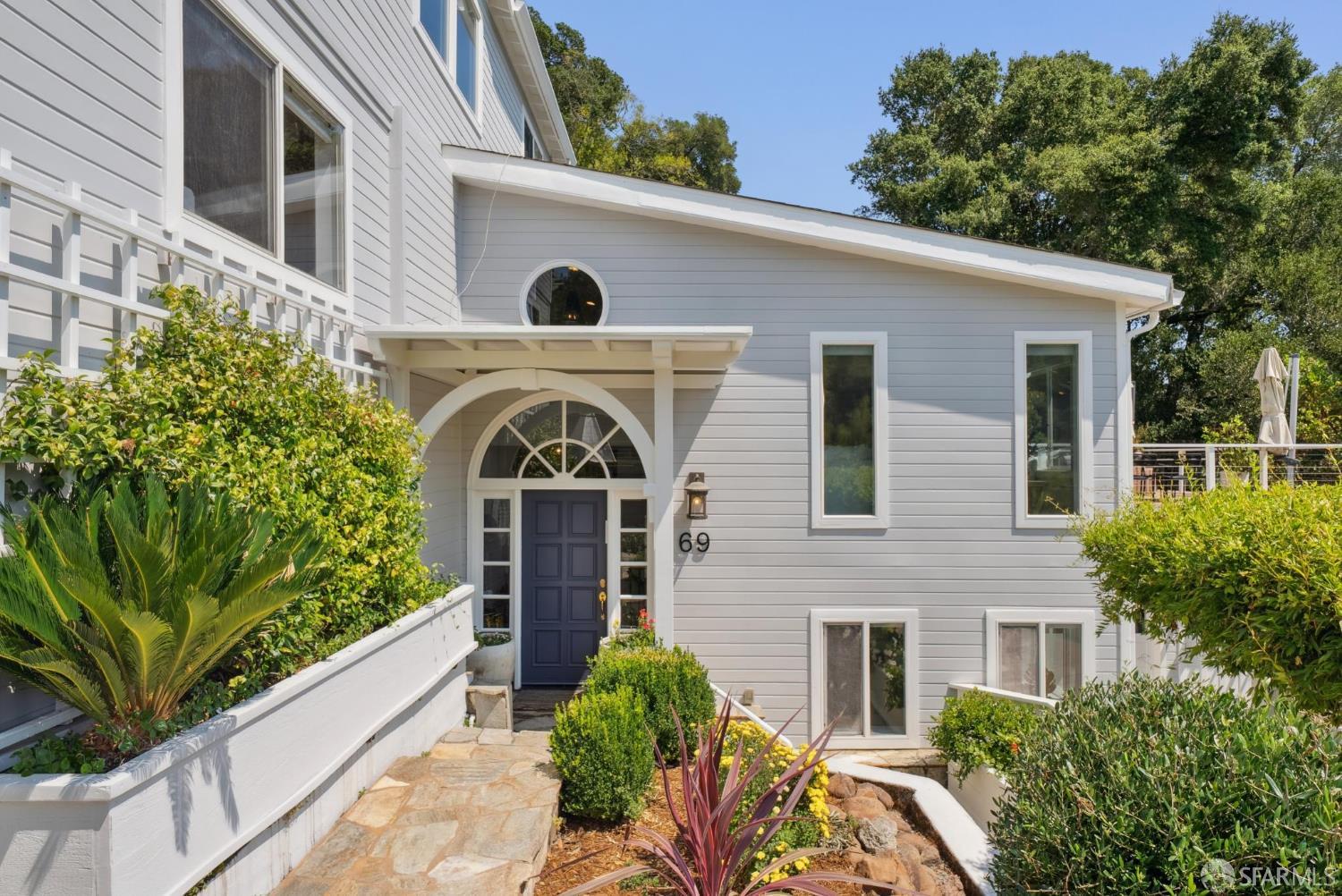 Detail Gallery Image 1 of 66 For 69 La Espiral, Orinda,  CA 94563 - 4 Beds | 3/1 Baths
