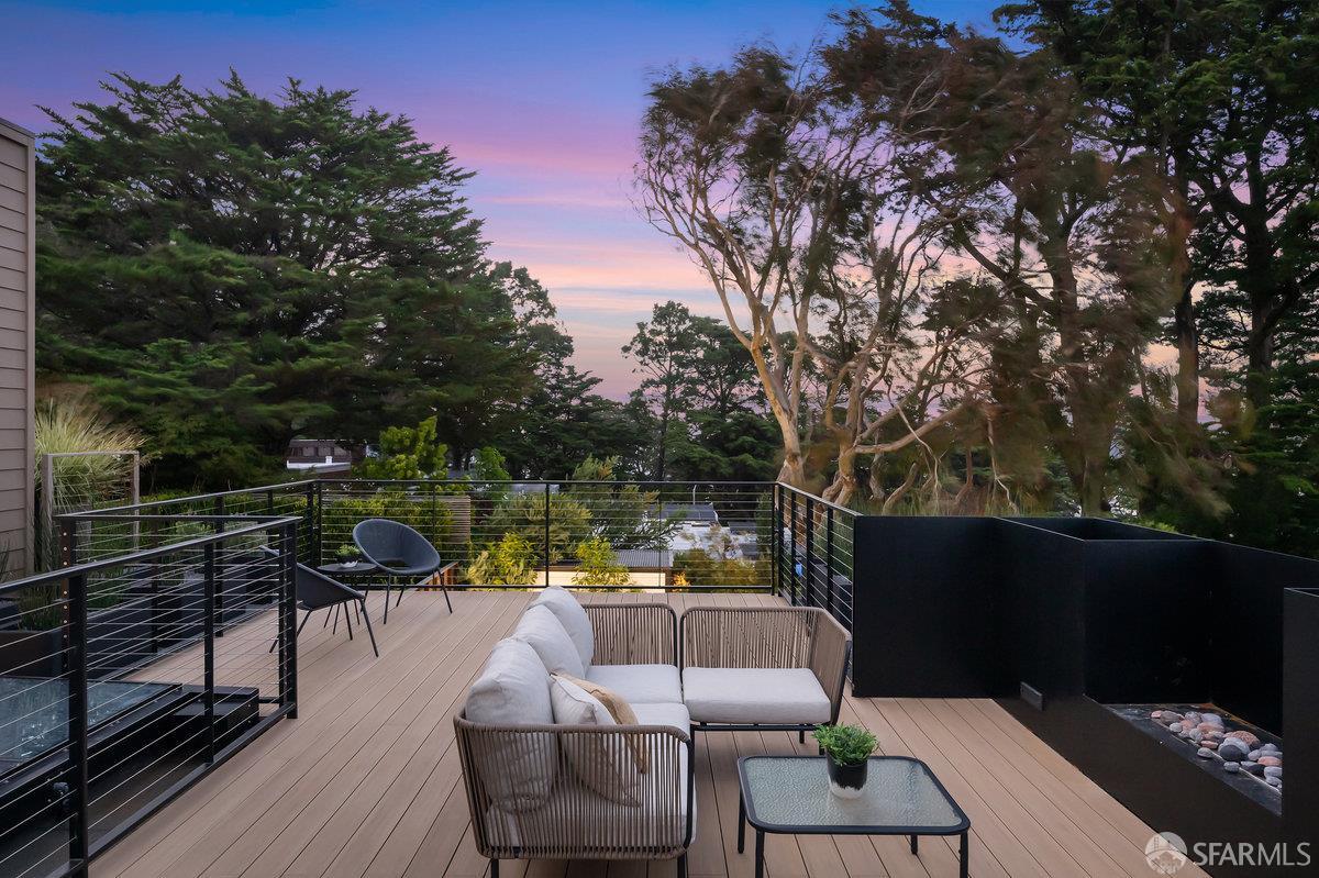Detail Gallery Image 65 of 85 For 838 Duncan St, San Francisco,  CA 94131 - 3 Beds | 3 Baths
