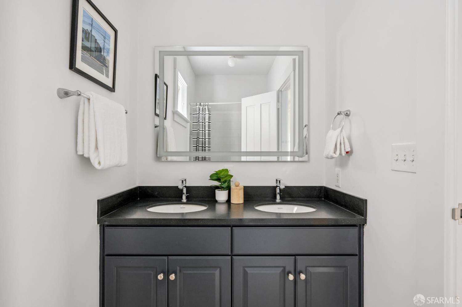 Detail Gallery Image 20 of 47 For 181 Parnassus Ave, San Francisco,  CA 94117 - 3 Beds | 2 Baths