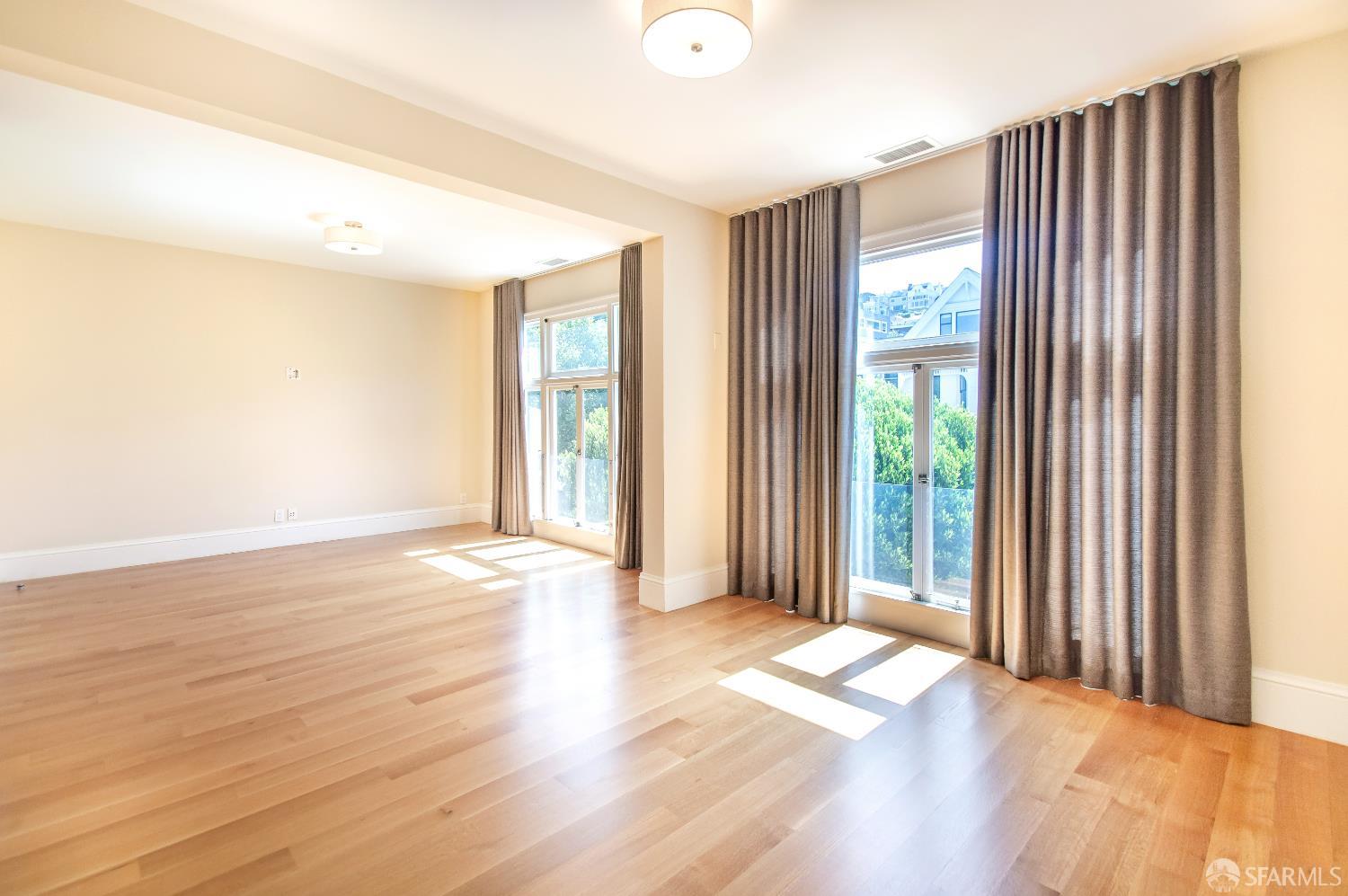 Detail Gallery Image 70 of 87 For 2740 Union St, San Francisco,  CA 94123 - – Beds | – Baths