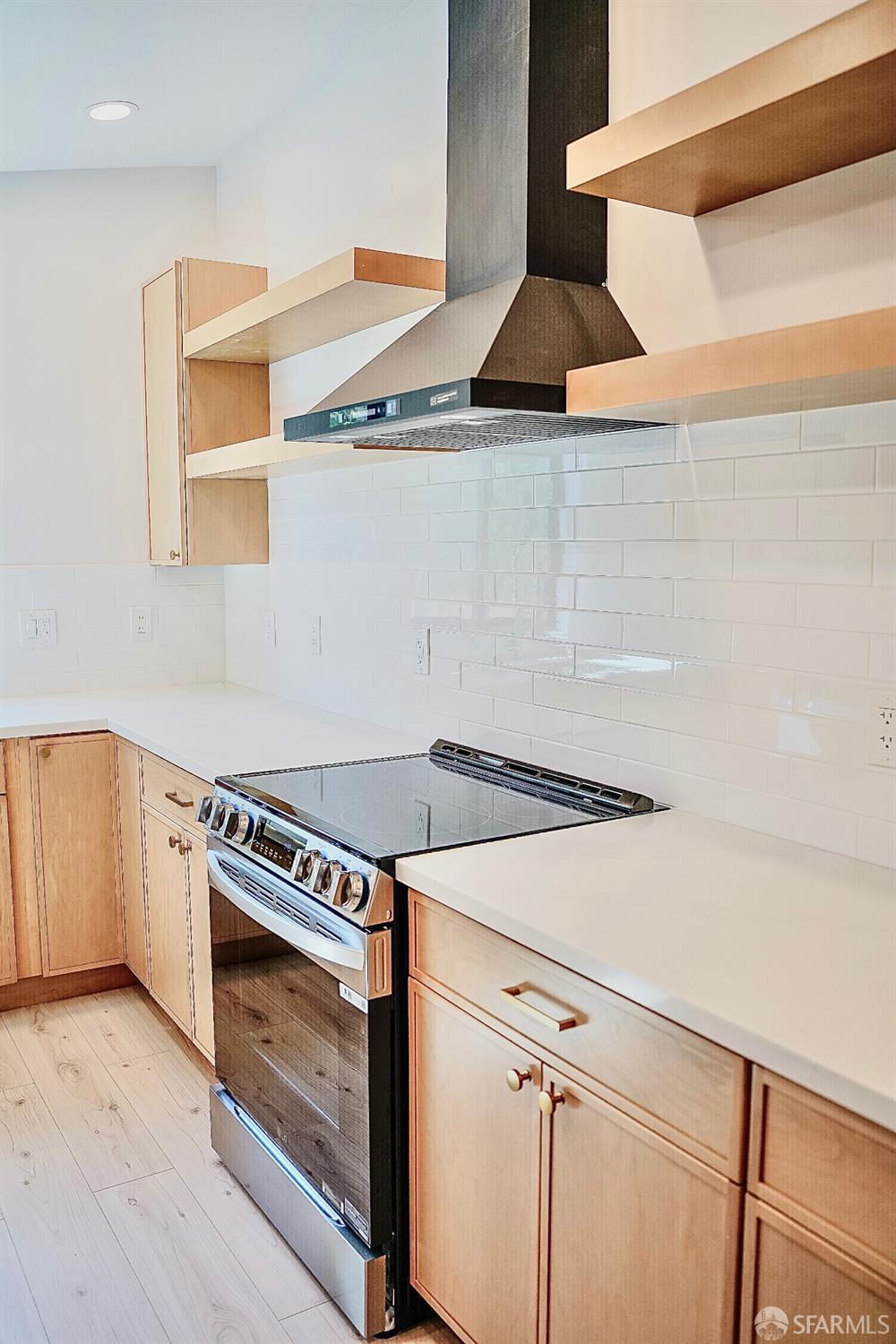 Detail Gallery Image 7 of 33 For 1517 Maxine Ave, San Mateo,  CA 94401 - 3 Beds | 2 Baths