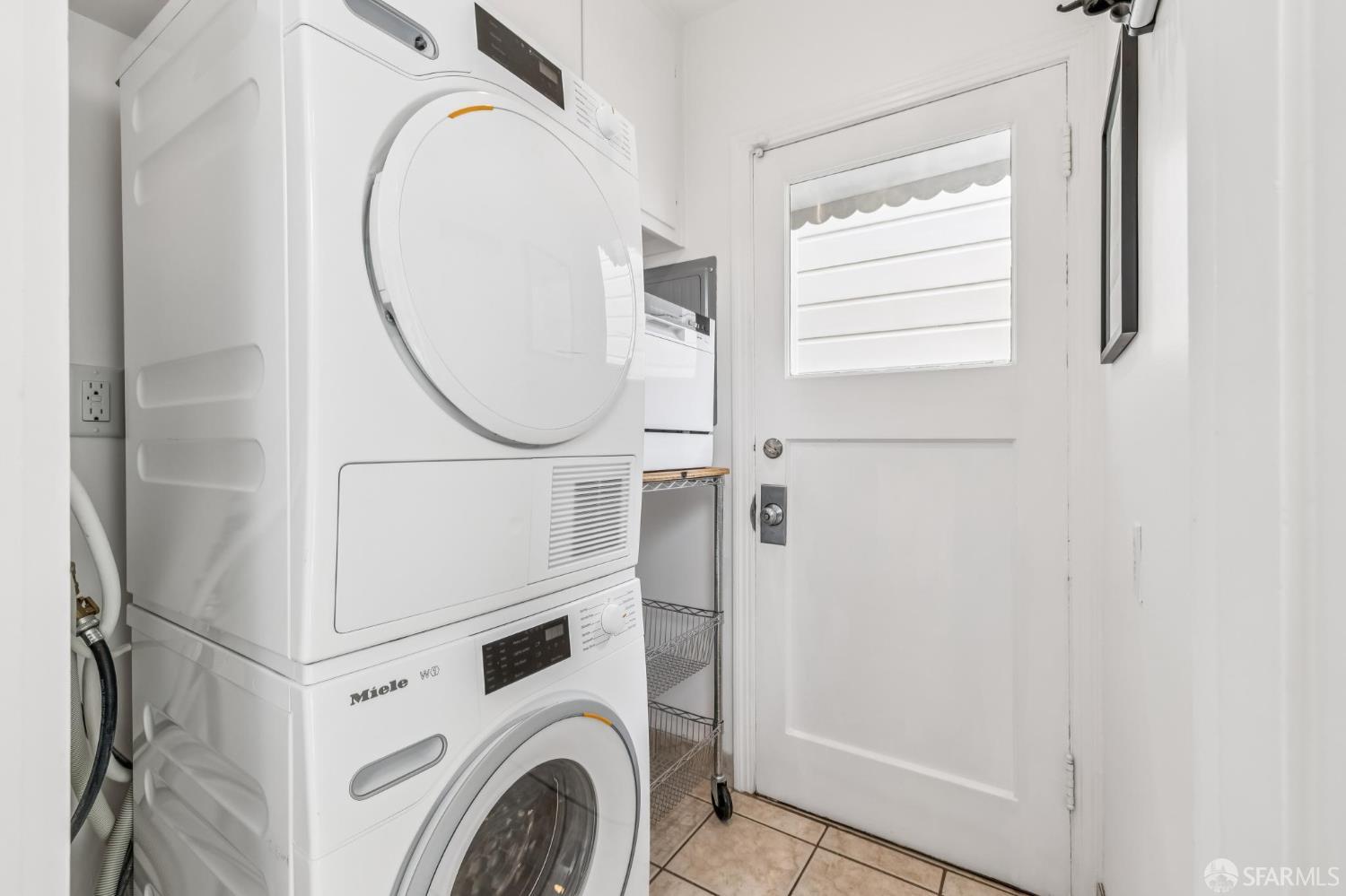Detail Gallery Image 27 of 34 For 1116 Dolores St, San Francisco,  CA 94110 - 2 Beds | 1/1 Baths