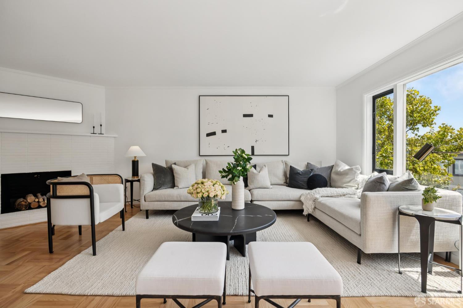 Detail Gallery Image 4 of 44 For 3240 Clay St, San Francisco,  CA 94115 - – Beds | – Baths