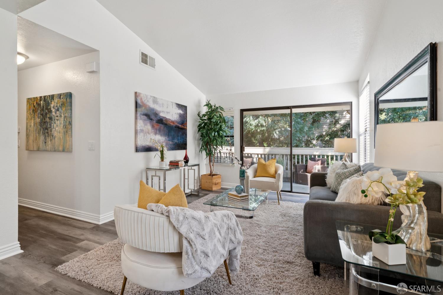 Detail Gallery Image 3 of 30 For 4510 Melody Dr #18,  Concord,  CA 94521 - 2 Beds | 2 Baths