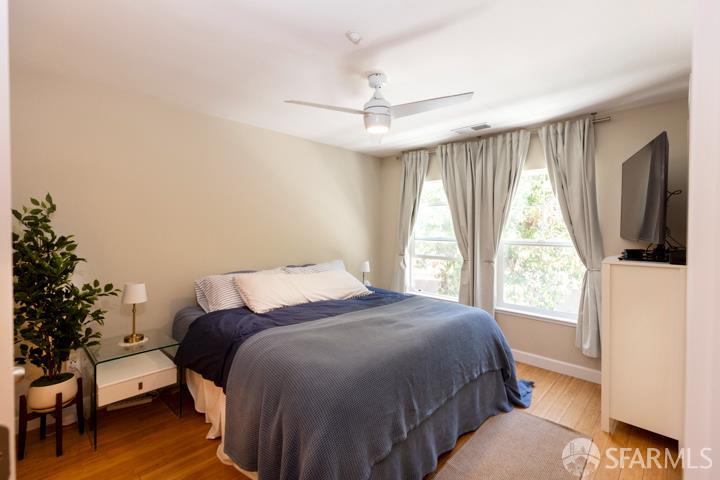 Detail Gallery Image 14 of 31 For 22832 Evanswood Rd, Hayward,  CA 94541 - 2 Beds | 2/1 Baths