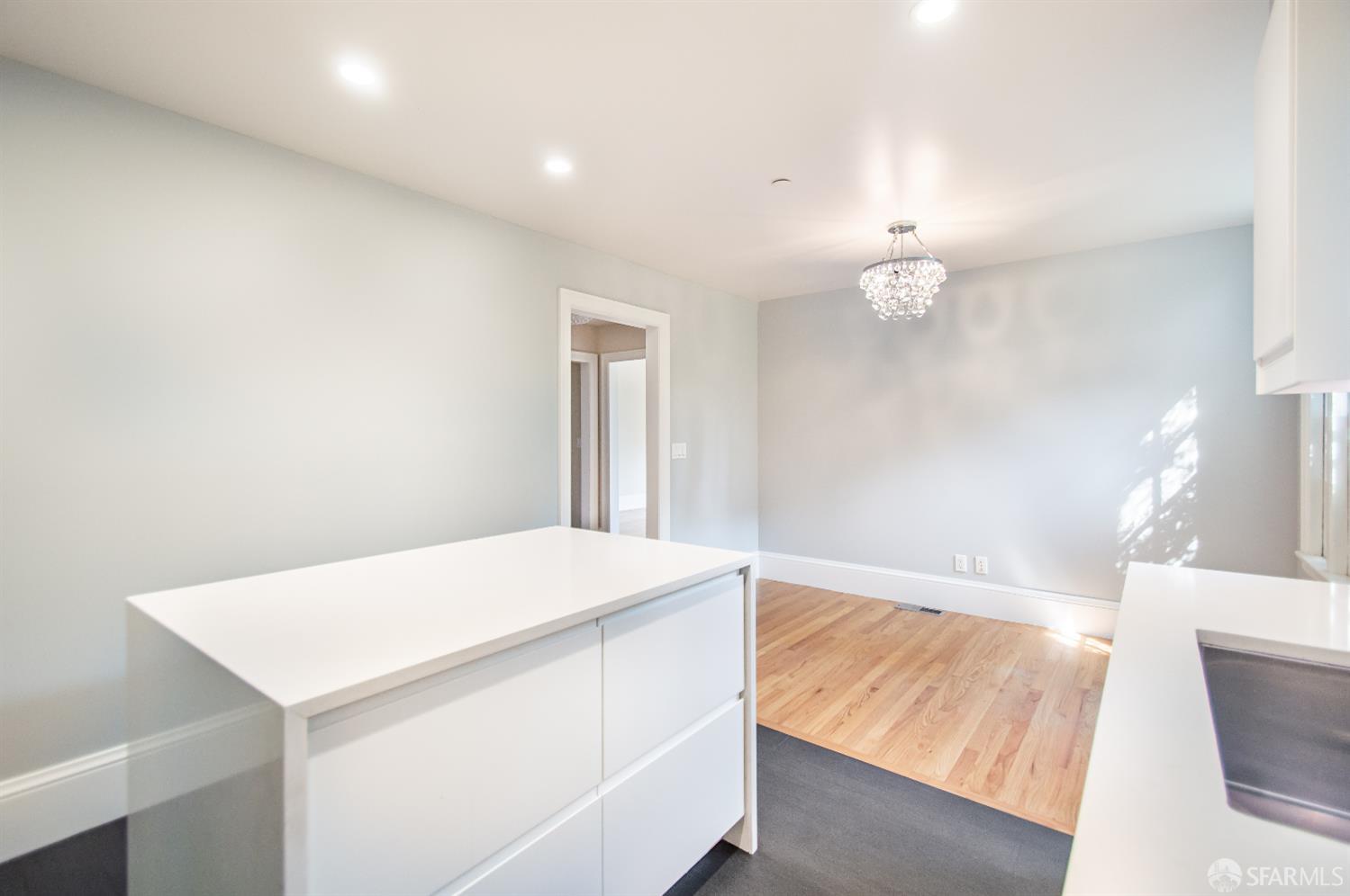 Detail Gallery Image 18 of 87 For 2740 Union St, San Francisco,  CA 94123 - – Beds | – Baths