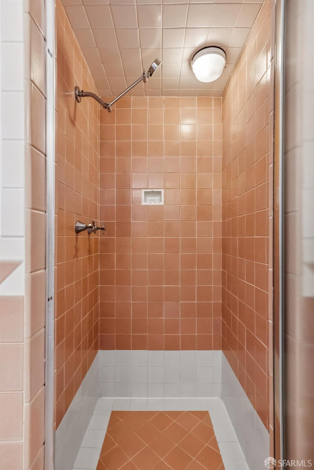 Detail Gallery Image 25 of 34 For 1116 Dolores St, San Francisco,  CA 94110 - 2 Beds | 1/1 Baths