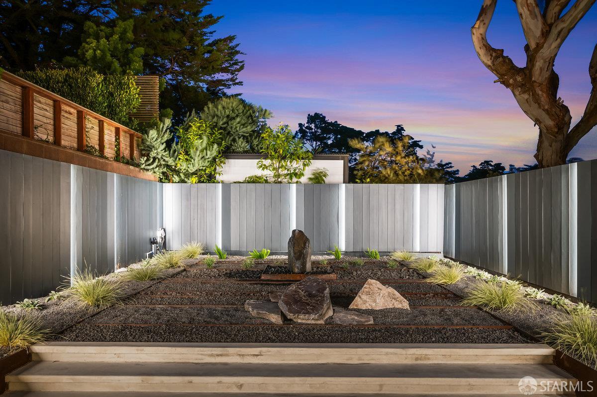 Detail Gallery Image 84 of 85 For 838 Duncan St, San Francisco,  CA 94131 - 3 Beds | 3 Baths