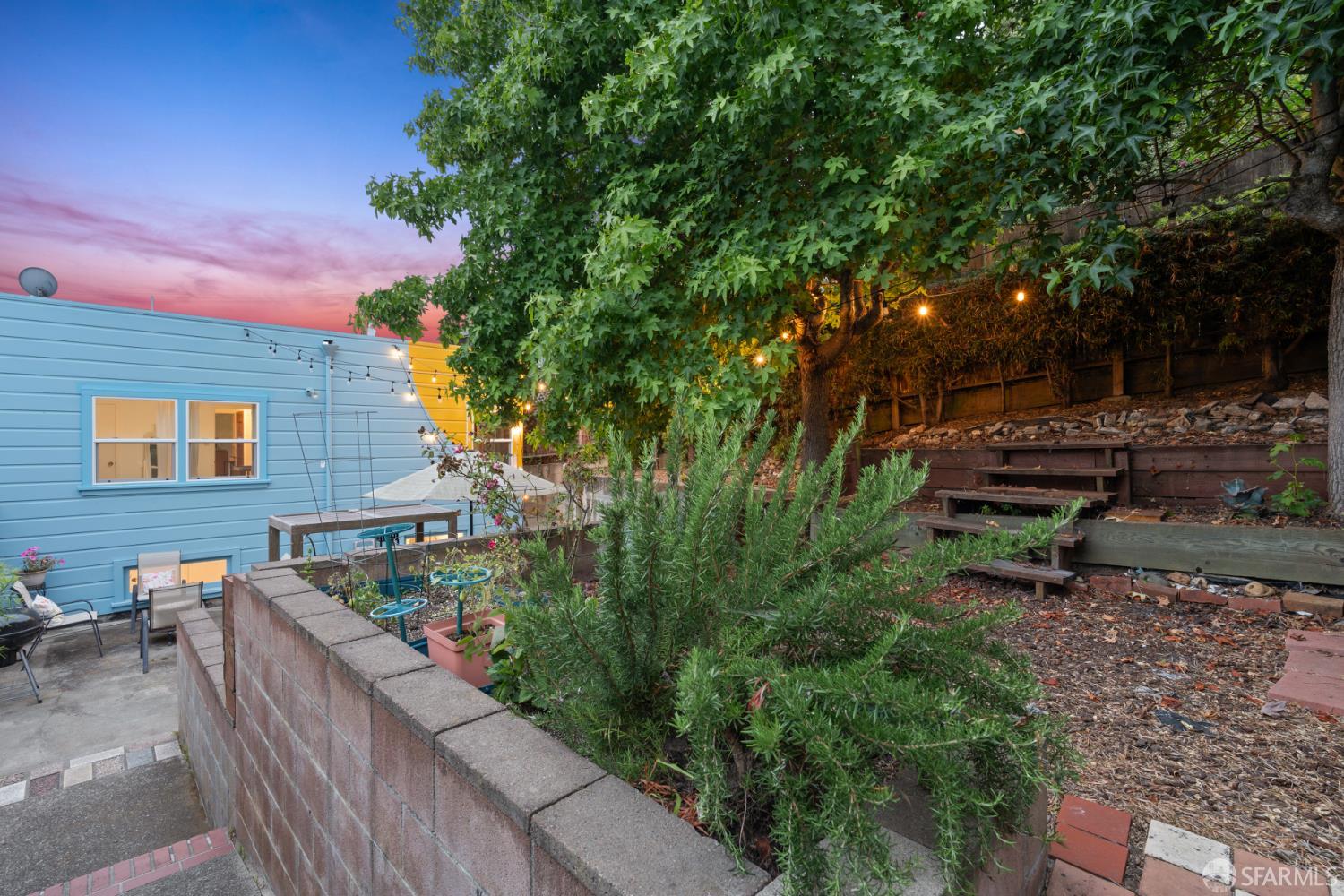 Detail Gallery Image 28 of 33 For 208 Harkness Ave, San Francisco,  CA 94134 - 3 Beds | 2 Baths
