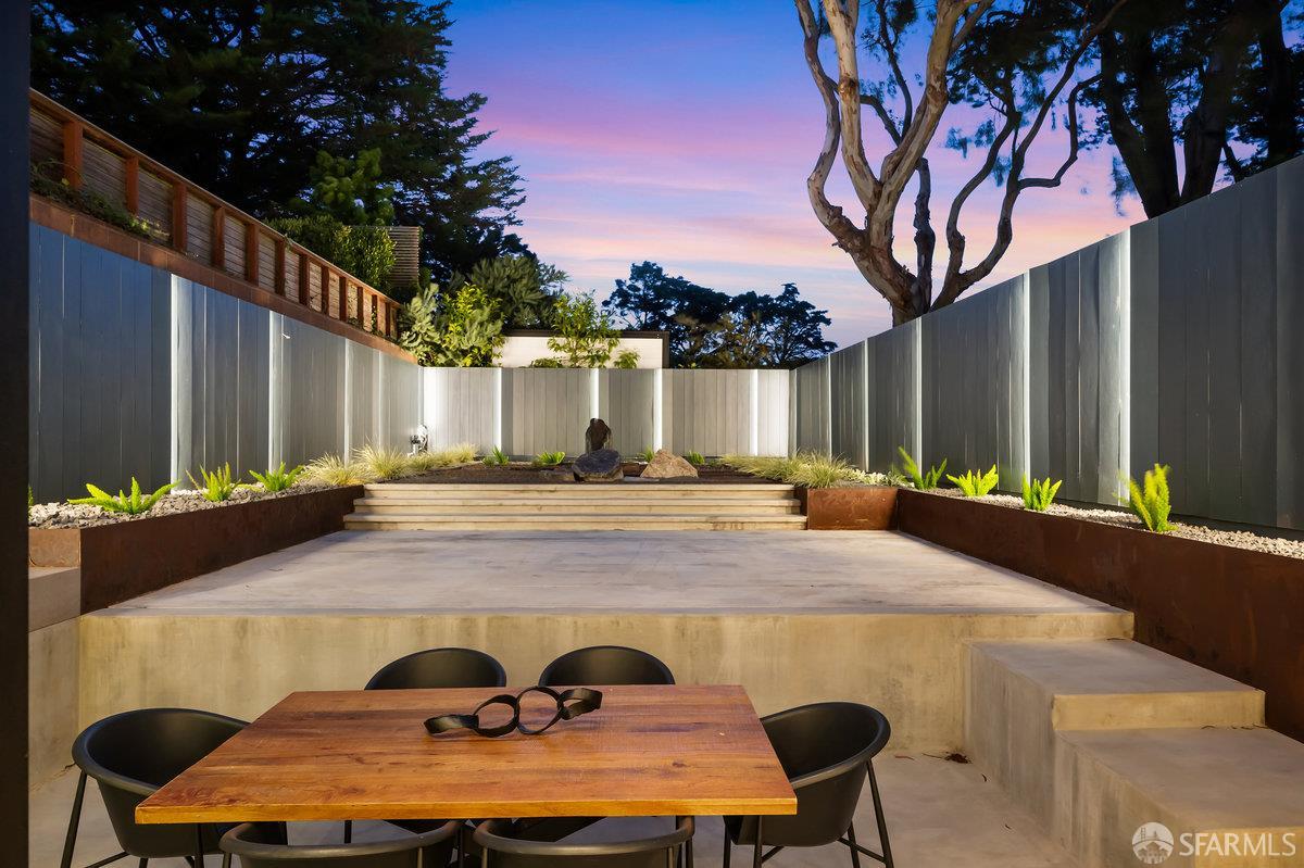 Detail Gallery Image 80 of 85 For 838 Duncan St, San Francisco,  CA 94131 - 3 Beds | 3 Baths
