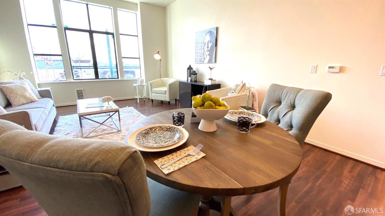 Detail Gallery Image 2 of 45 For 3801 San Pablo Ave #207,  Emeryville,  CA 94608 - 2 Beds | 1/1 Baths