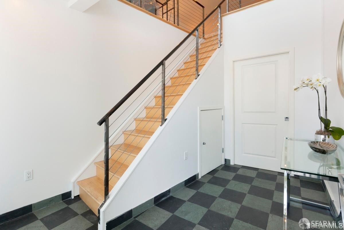 Photo #4: 425066053 Listing 