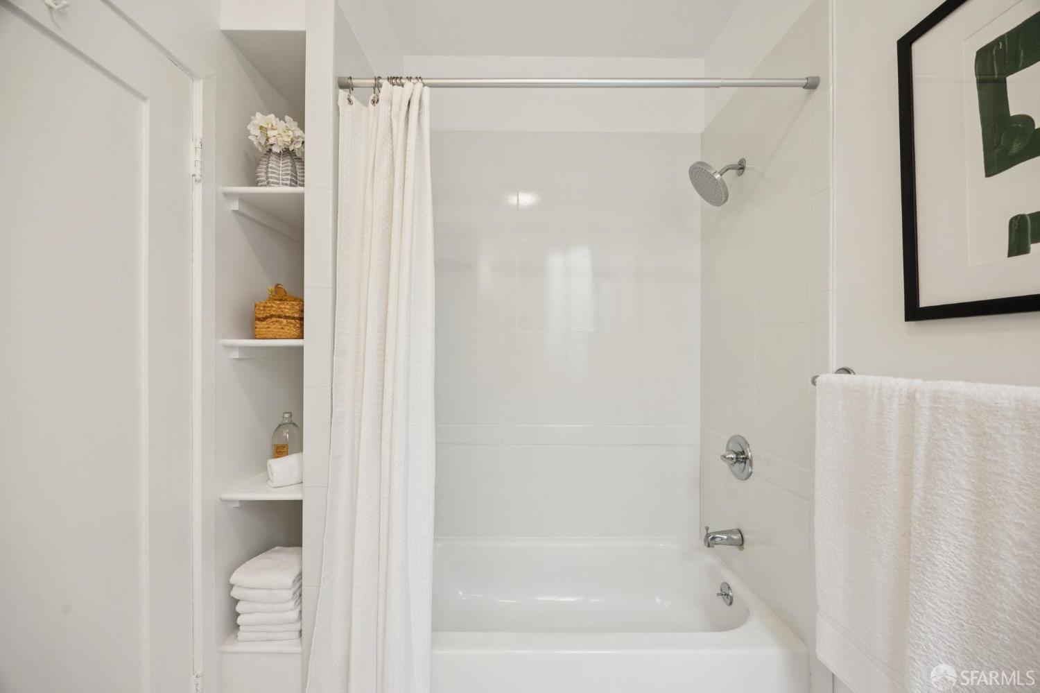 Detail Gallery Image 20 of 26 For 263 19th Ave, San Francisco,  CA 94121 - 2 Beds | 1/1 Baths