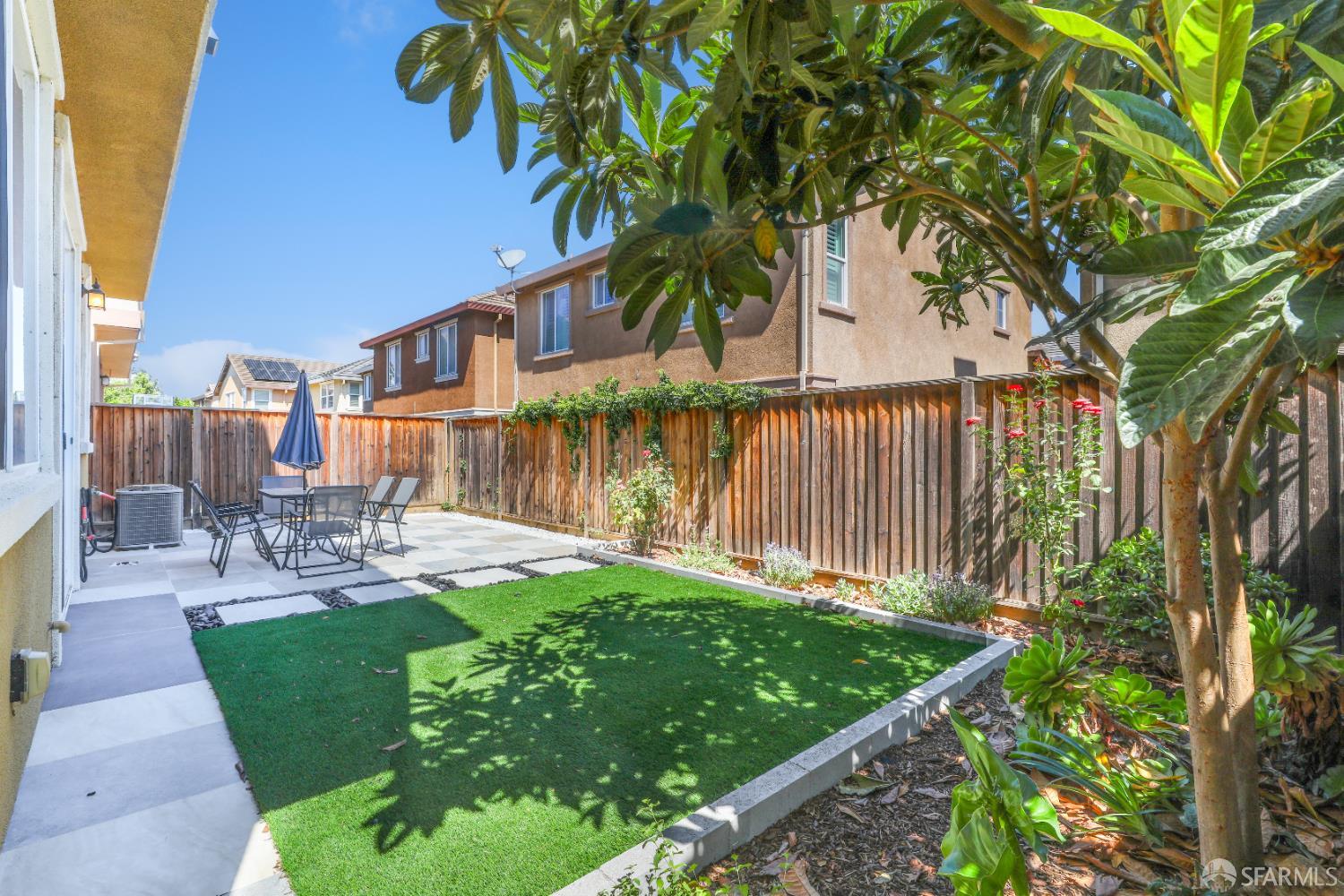 Detail Gallery Image 25 of 33 For 161 Kapalua Bay Cir, Pittsburg,  CA 94565 - 3 Beds | 2/1 Baths