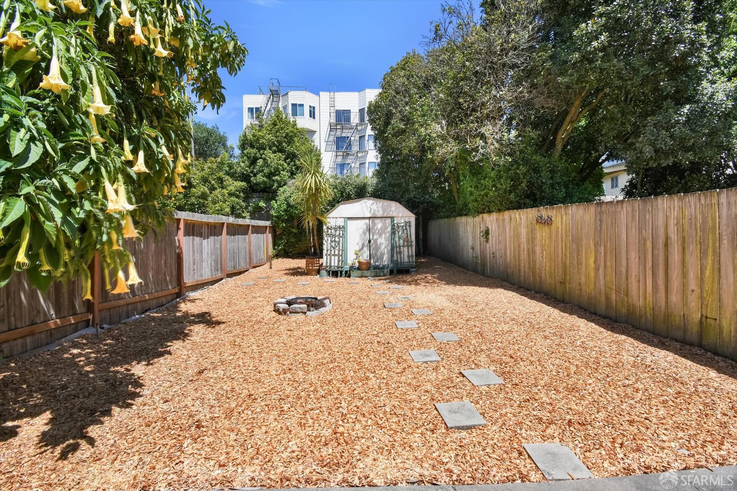 Detail Gallery Image 17 of 23 For 270 Collins St, San Francisco,  CA 94118 - – Beds | – Baths