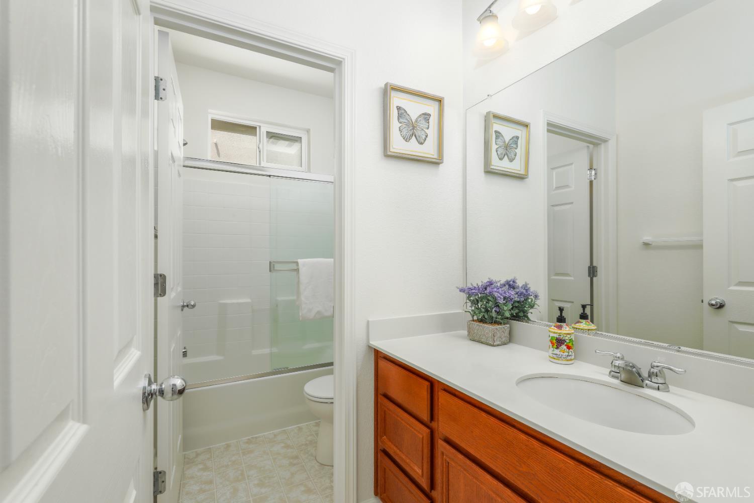 Detail Gallery Image 20 of 33 For 161 Kapalua Bay Cir, Pittsburg,  CA 94565 - 3 Beds | 2/1 Baths