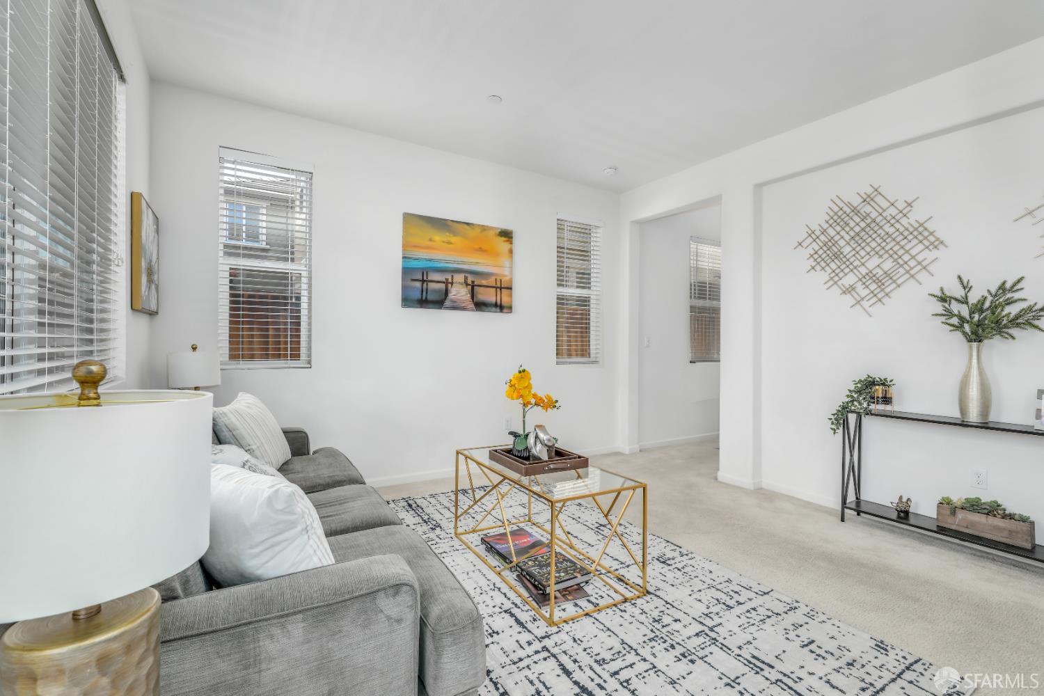 Detail Gallery Image 5 of 33 For 161 Kapalua Bay Cir, Pittsburg,  CA 94565 - 3 Beds | 2/1 Baths