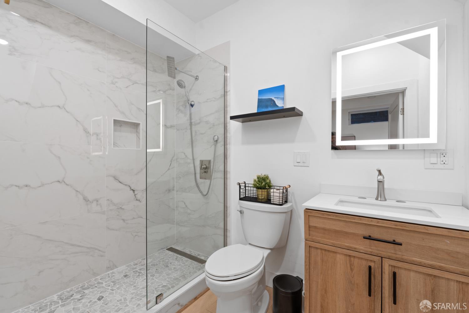 Detail Gallery Image 24 of 33 For 208 Harkness Ave, San Francisco,  CA 94134 - 3 Beds | 2 Baths