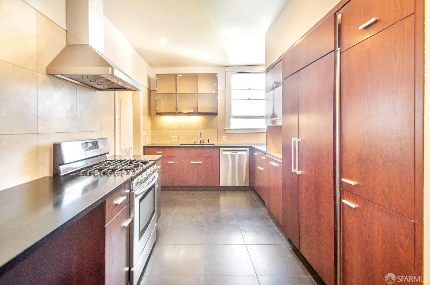 Detail Gallery Image 72 of 87 For 2740 Union St, San Francisco,  CA 94123 - – Beds | – Baths