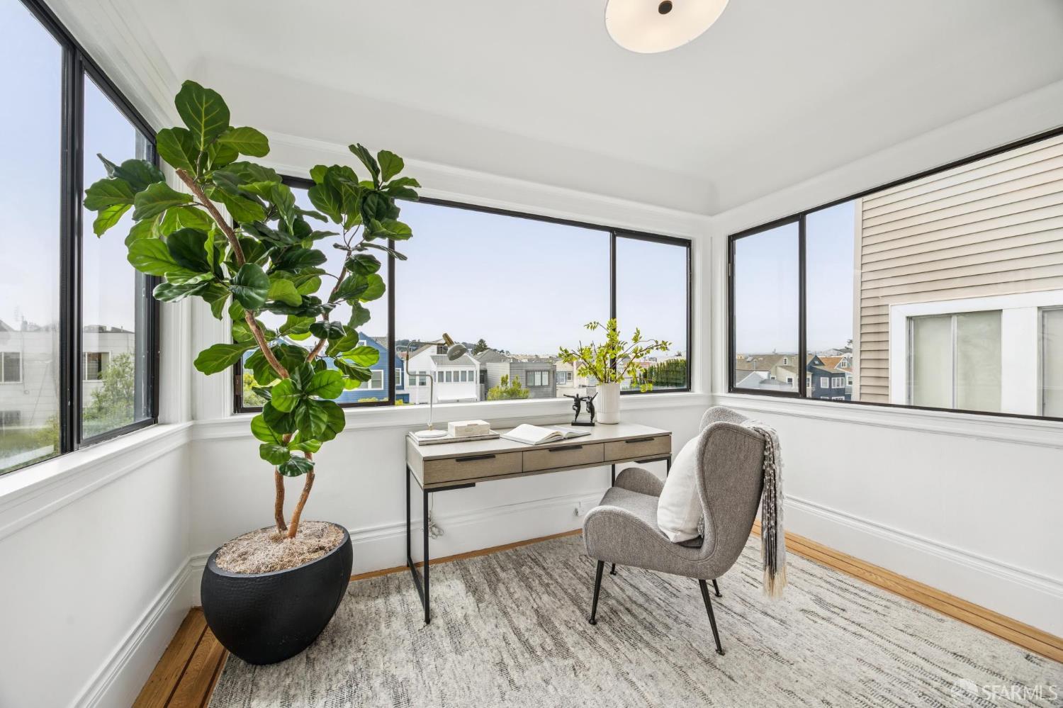 Detail Gallery Image 16 of 26 For 263 19th Ave, San Francisco,  CA 94121 - 2 Beds | 1/1 Baths