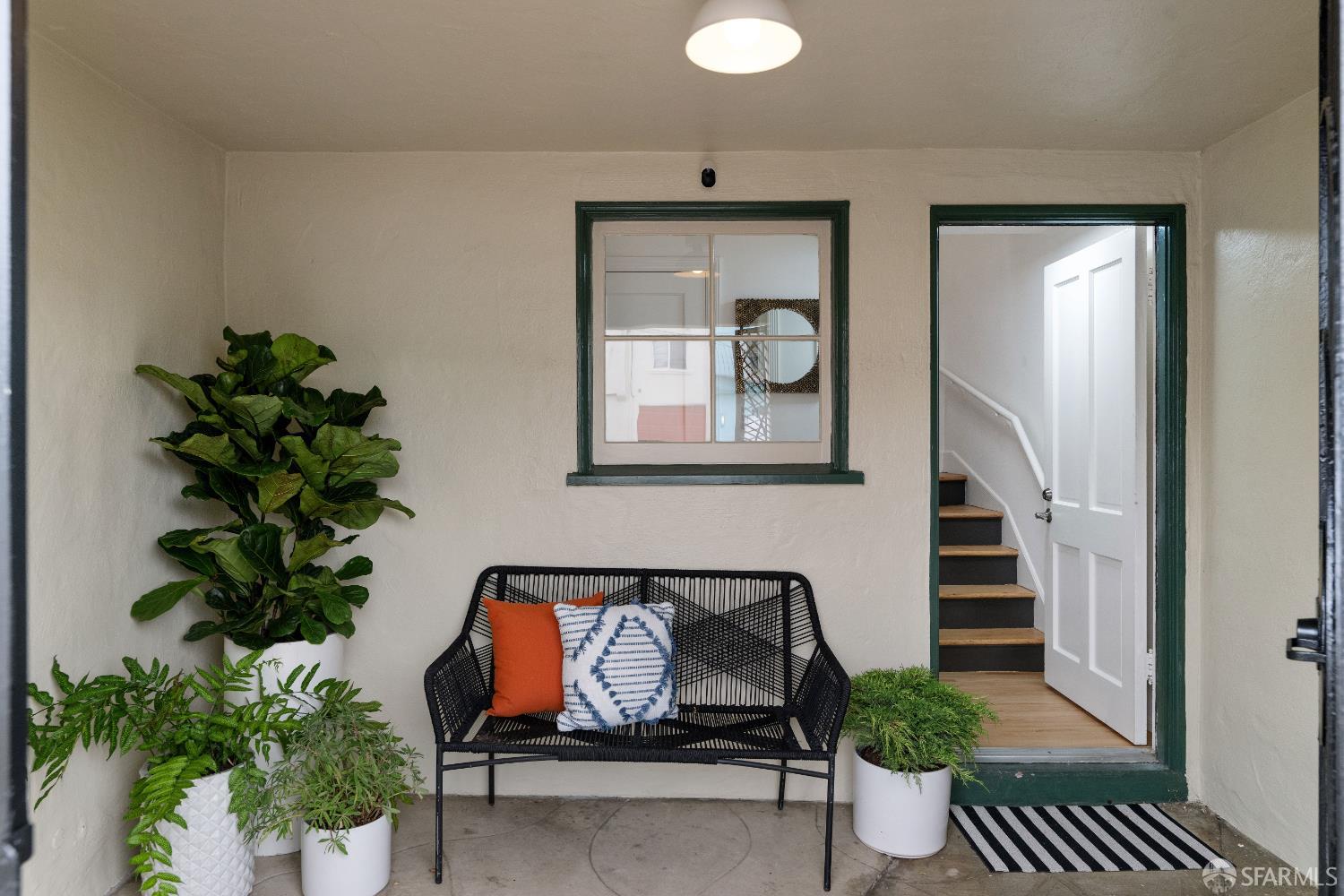 Detail Gallery Image 2 of 28 For 1859 31st Ave, San Francisco,  CA 94122 - 2 Beds | 1 Baths