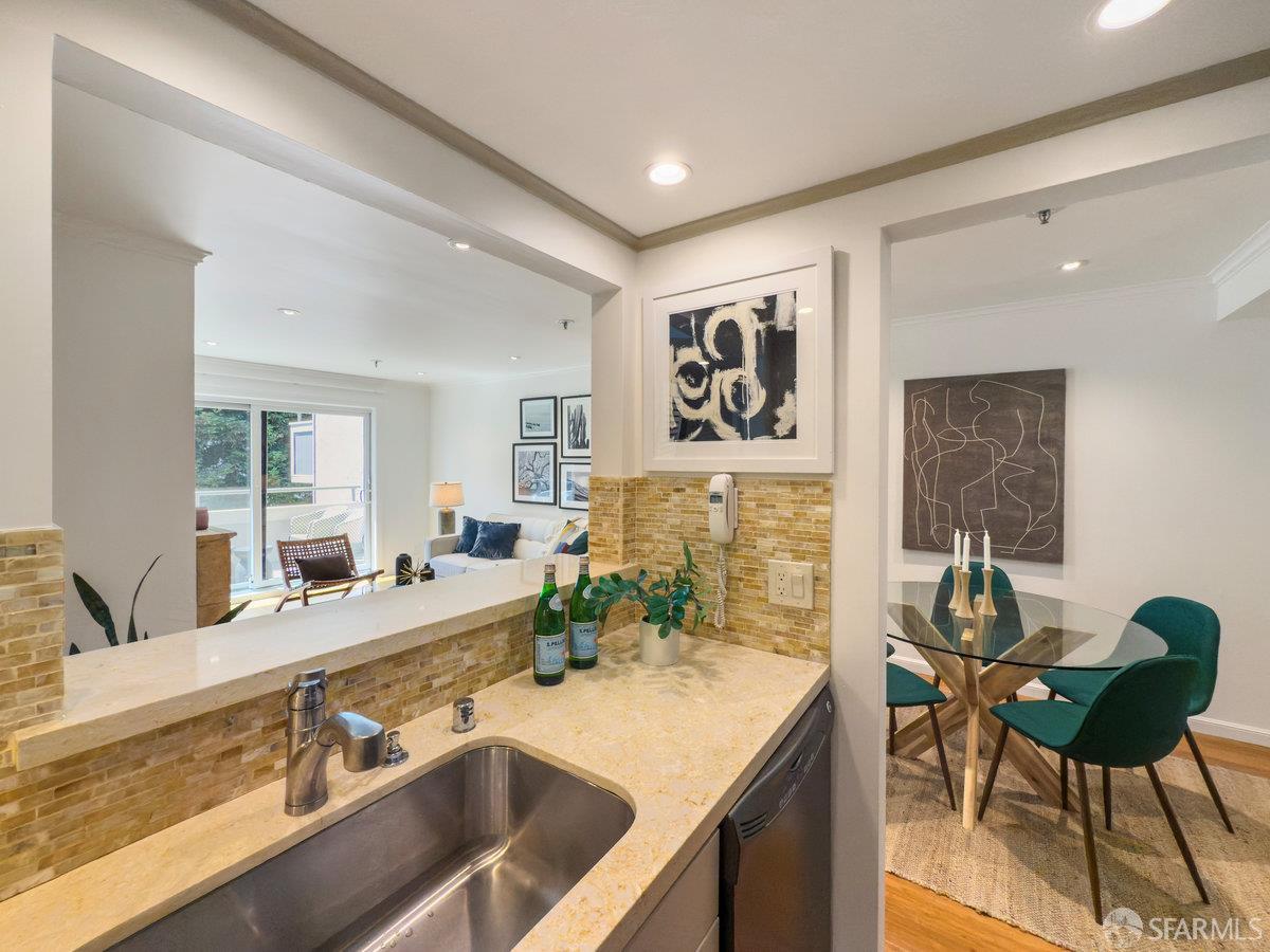 Detail Gallery Image 10 of 37 For 360 Guerrero St #414,  San Francisco,  CA 94103 - 2 Beds | 1 Baths