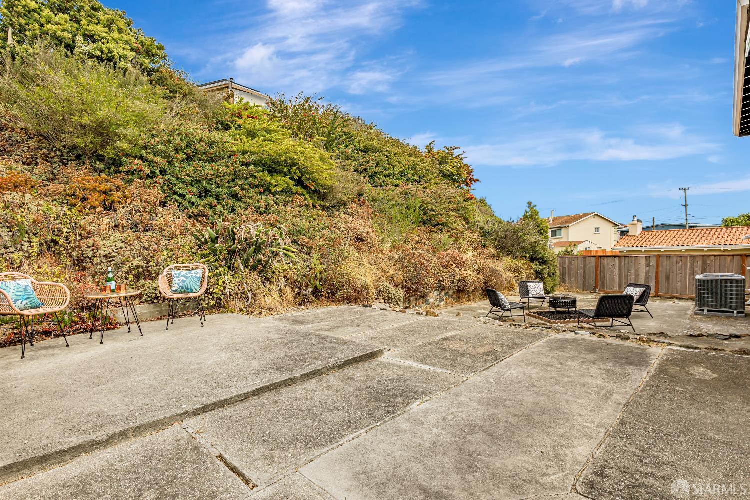 Detail Gallery Image 31 of 32 For 508 Rocca Ave, South San Francisco,  CA 94080 - 3 Beds | 2 Baths