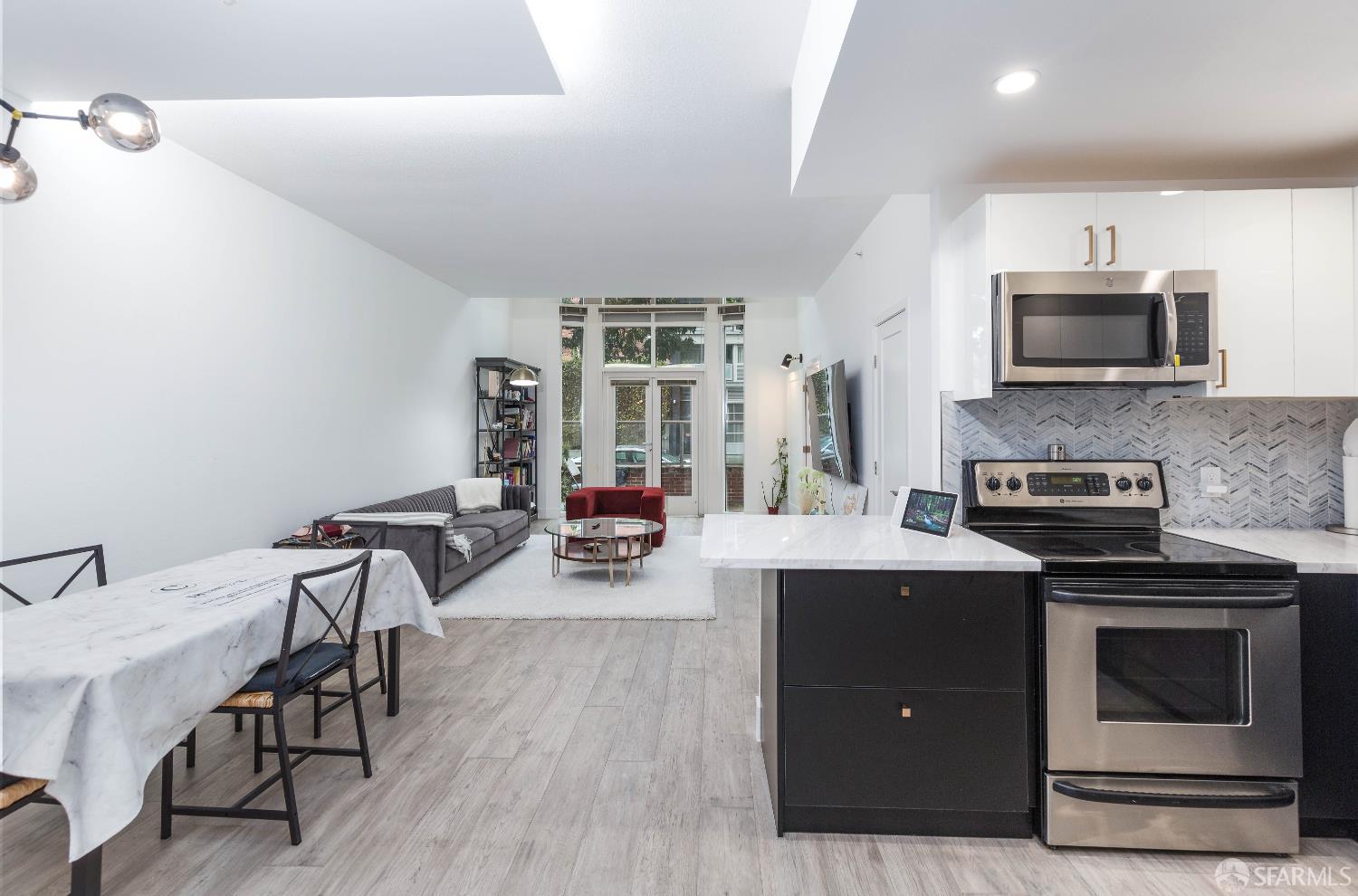 Detail Gallery Image 9 of 44 For 88 King St #108,  San Francisco,  CA 94107 - 2 Beds | 2 Baths