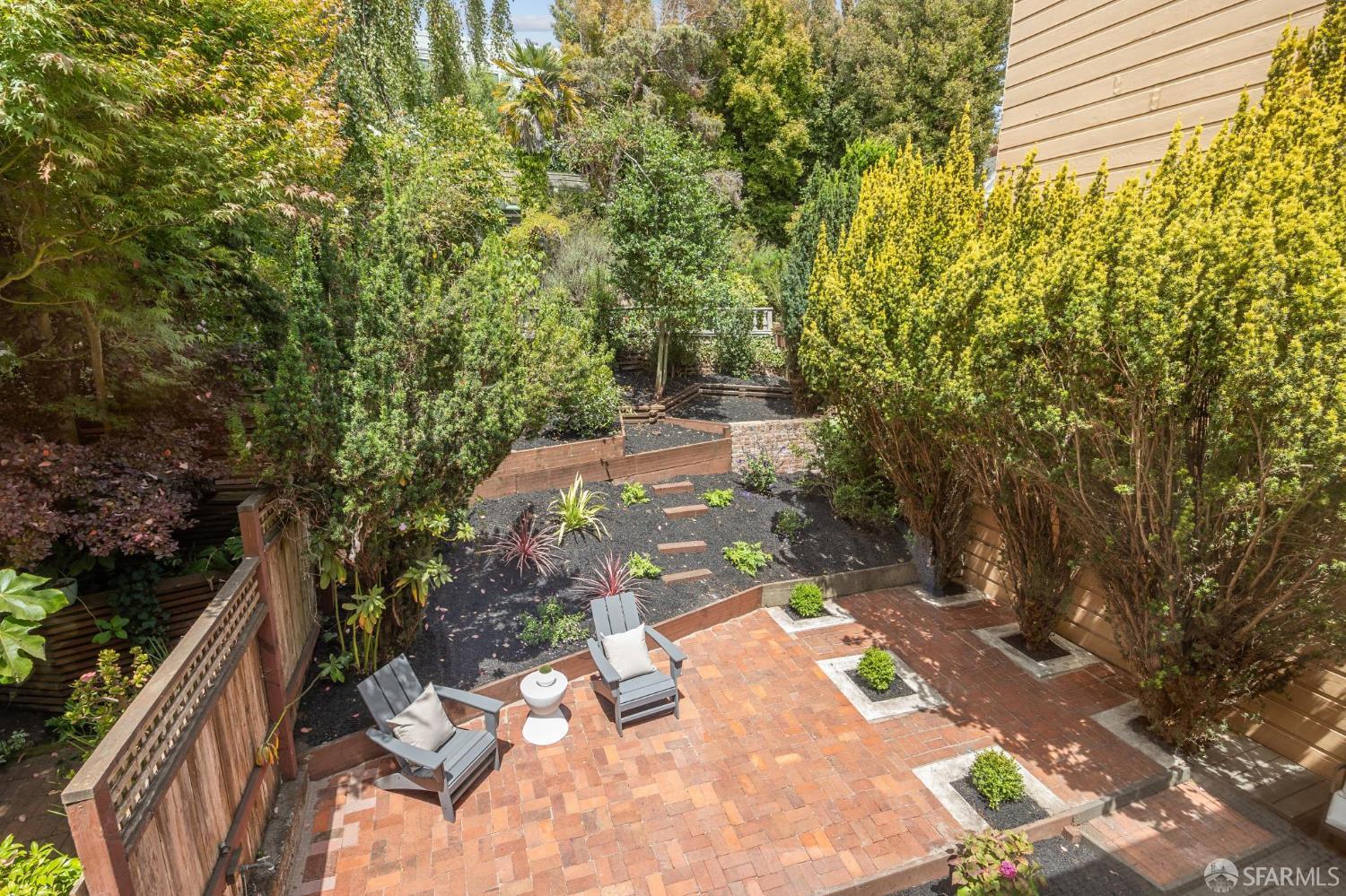 Detail Gallery Image 12 of 22 For 3242 Clay St, San Francisco,  CA 94115 - 2 Beds | 2 Baths