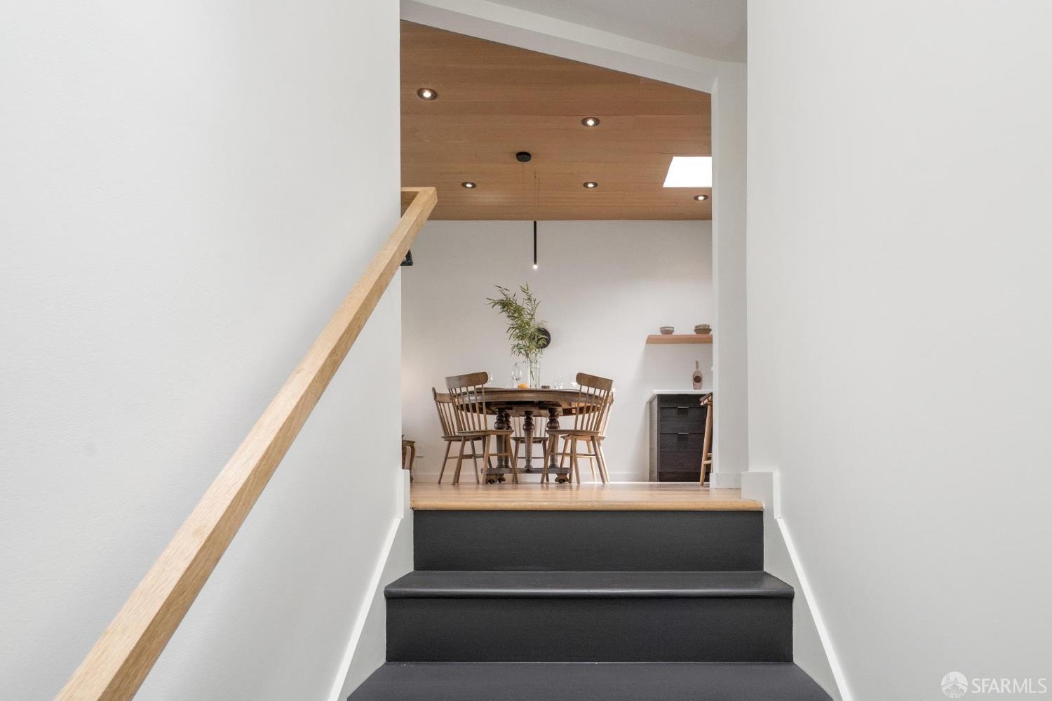 Detail Gallery Image 6 of 62 For 1515 Van Dyke Ave, San Francisco,  CA 94124 - 4 Beds | 2 Baths