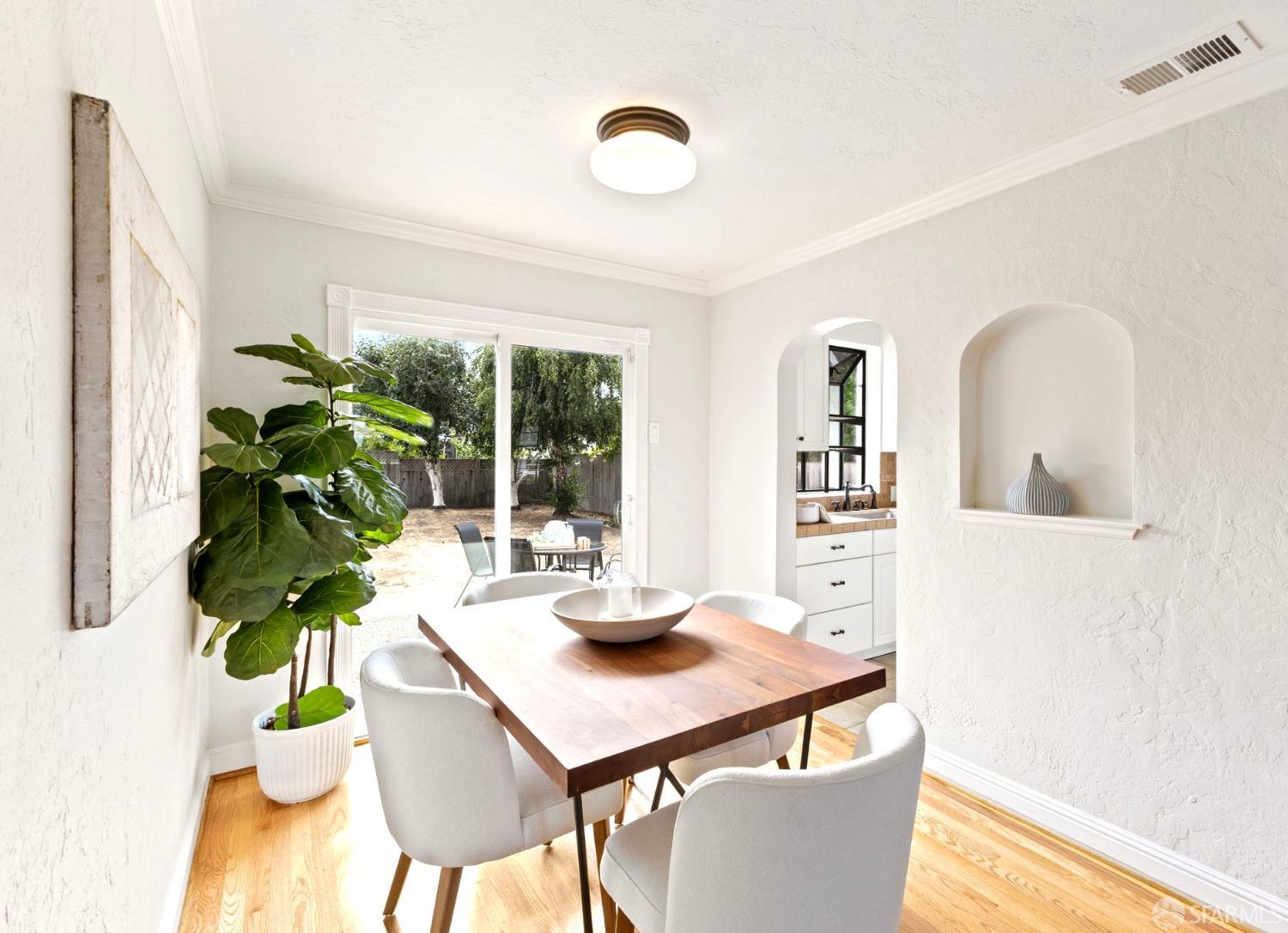 Detail Gallery Image 6 of 30 For 535 Maple Ave, San Bruno,  CA 94066 - 4 Beds | 3 Baths