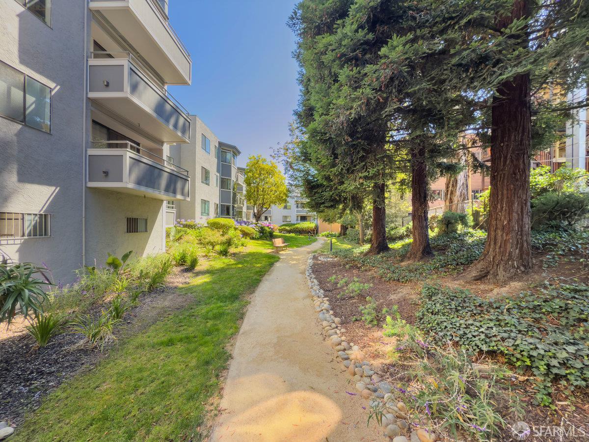Detail Gallery Image 21 of 37 For 360 Guerrero St #414,  San Francisco,  CA 94103 - 2 Beds | 1 Baths