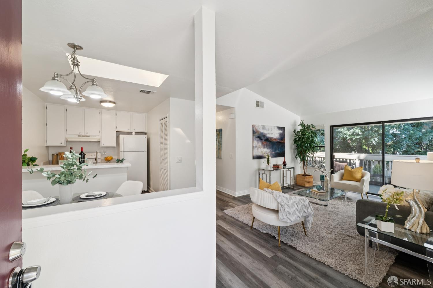 Detail Gallery Image 2 of 30 For 4510 Melody Dr #18,  Concord,  CA 94521 - 2 Beds | 2 Baths