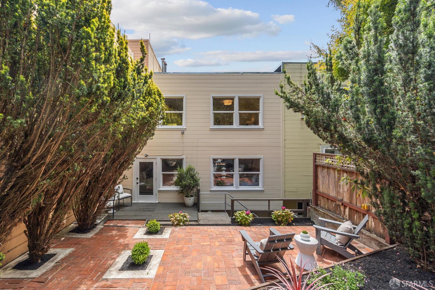 Detail Gallery Image 35 of 44 For 3240 Clay St, San Francisco,  CA 94115 - – Beds | – Baths