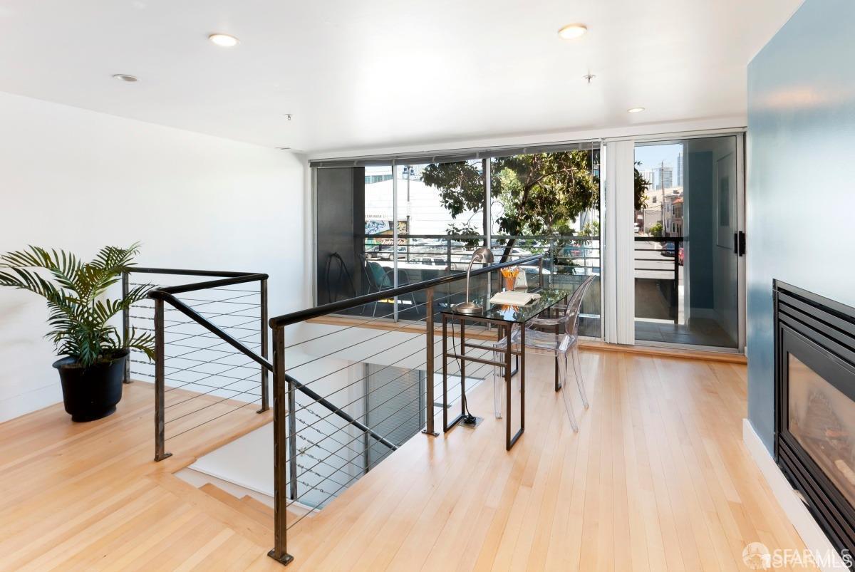 Photo #3: 425066053 Listing 